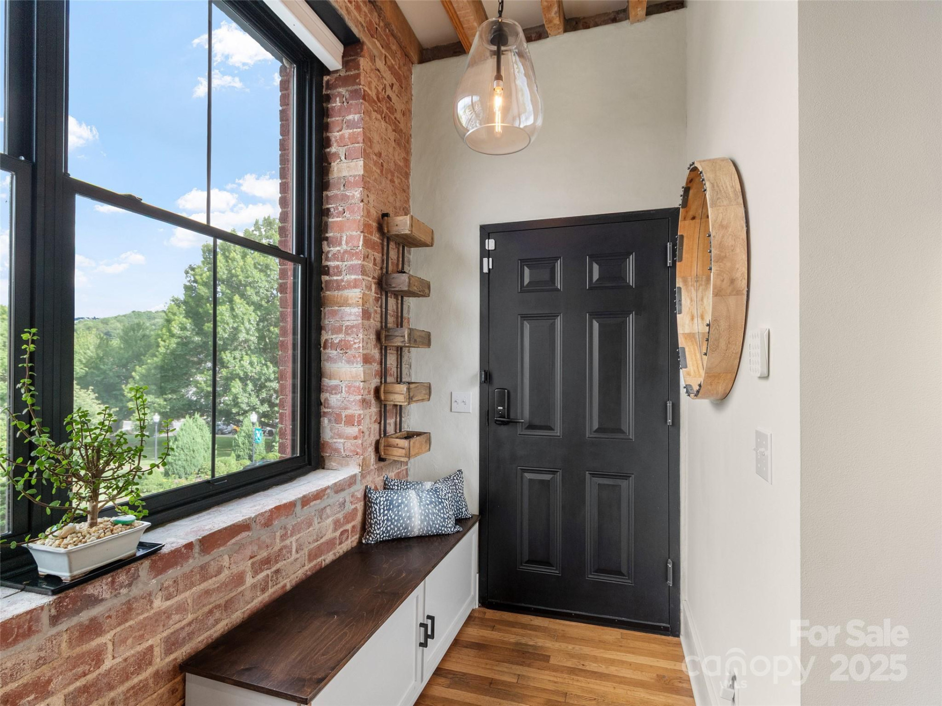 5 Town Square #204 - Photo 4