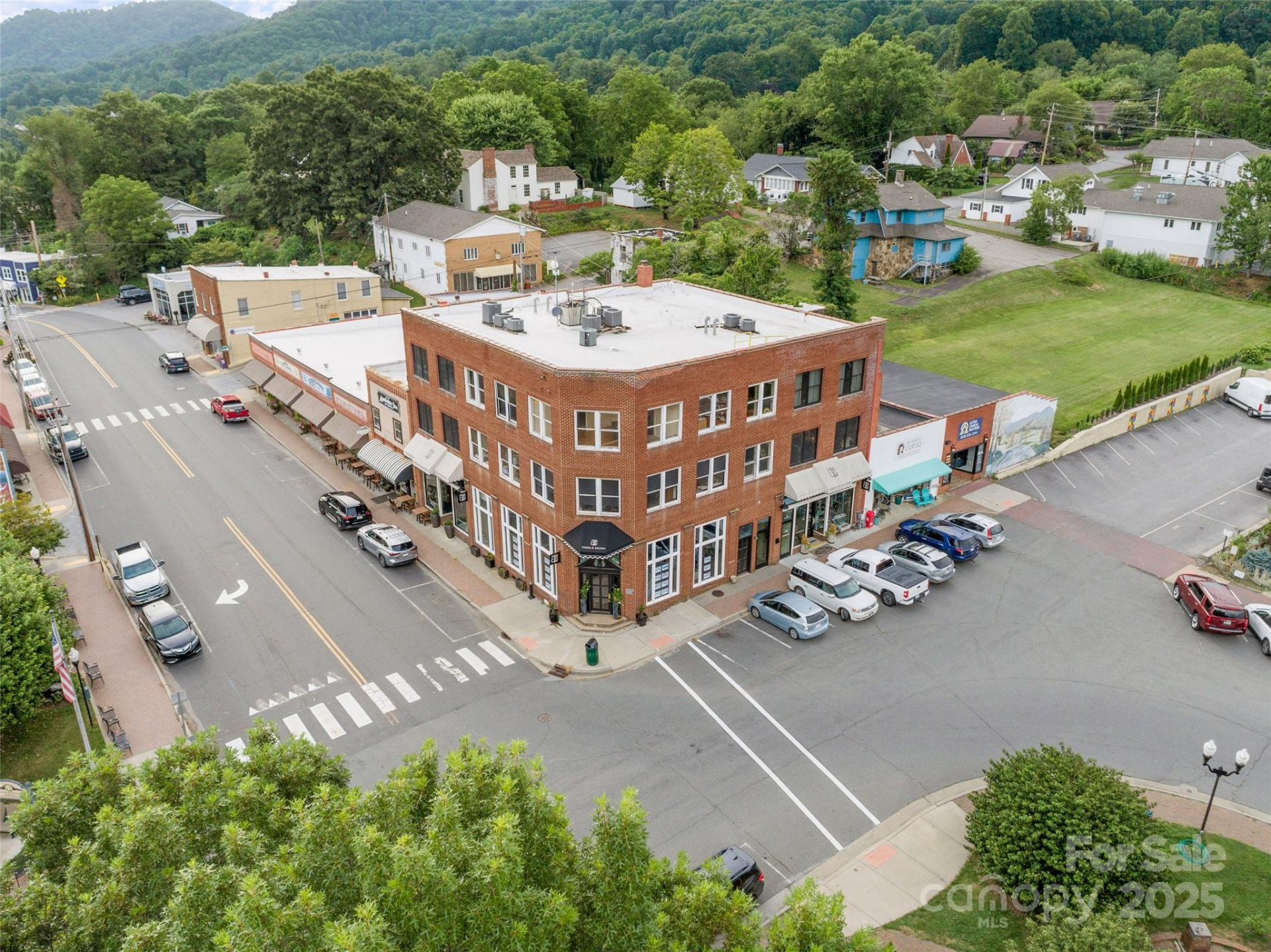 5 Town Square #204 - Photo 36