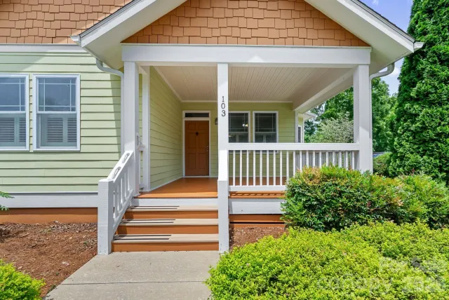 11 Myra Place