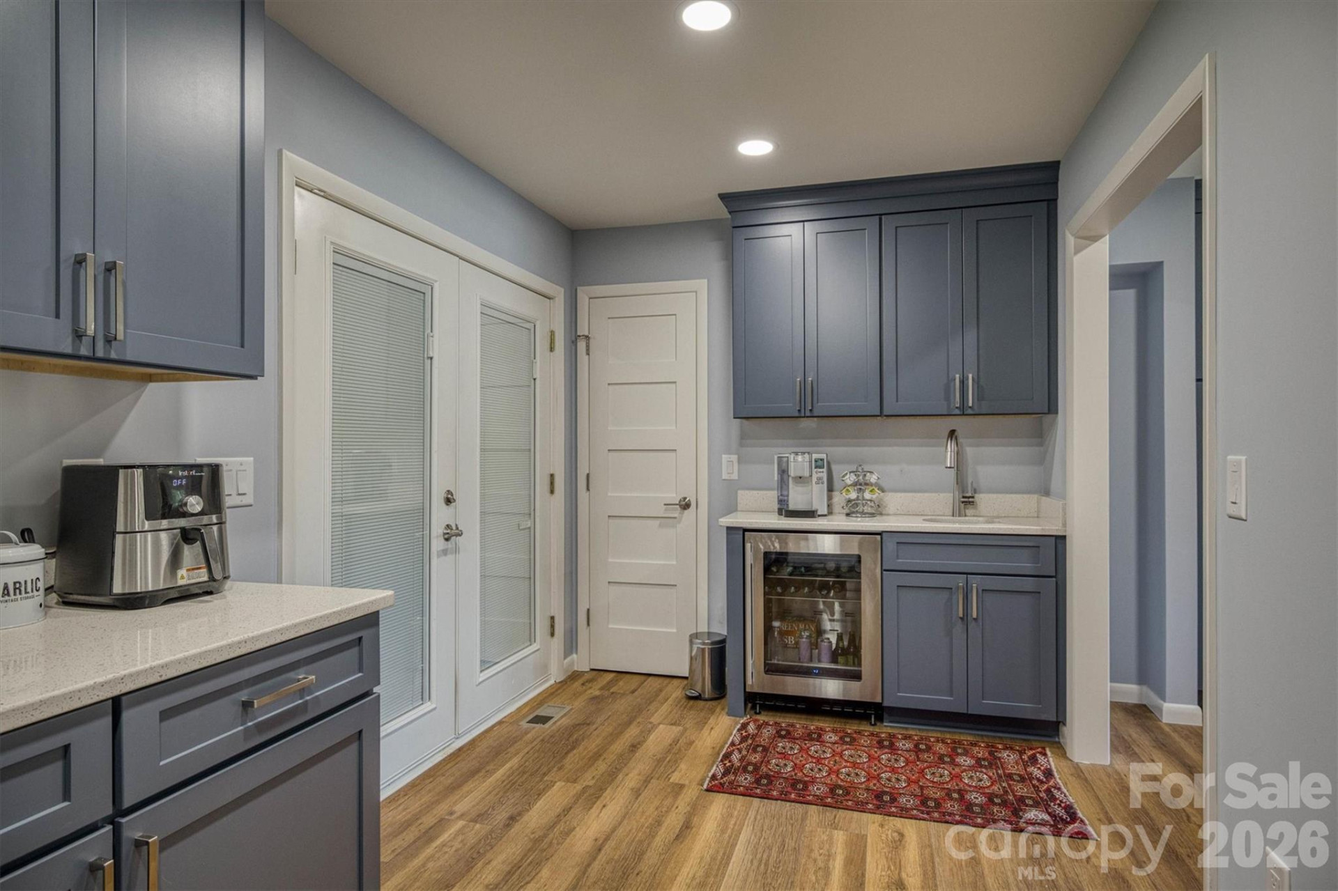 214 Howard Street - Photo 13