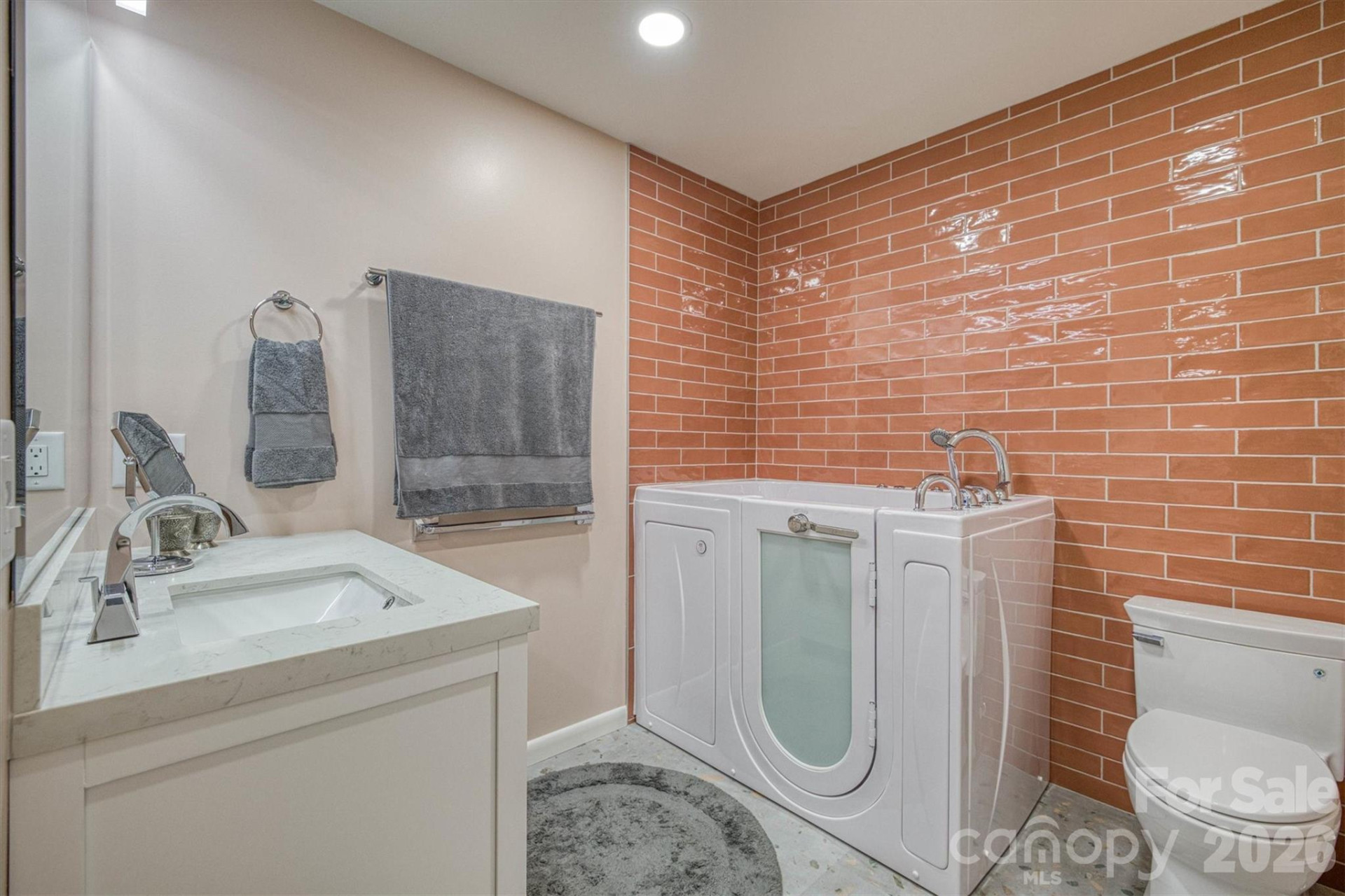 214 Howard Street - Photo 15