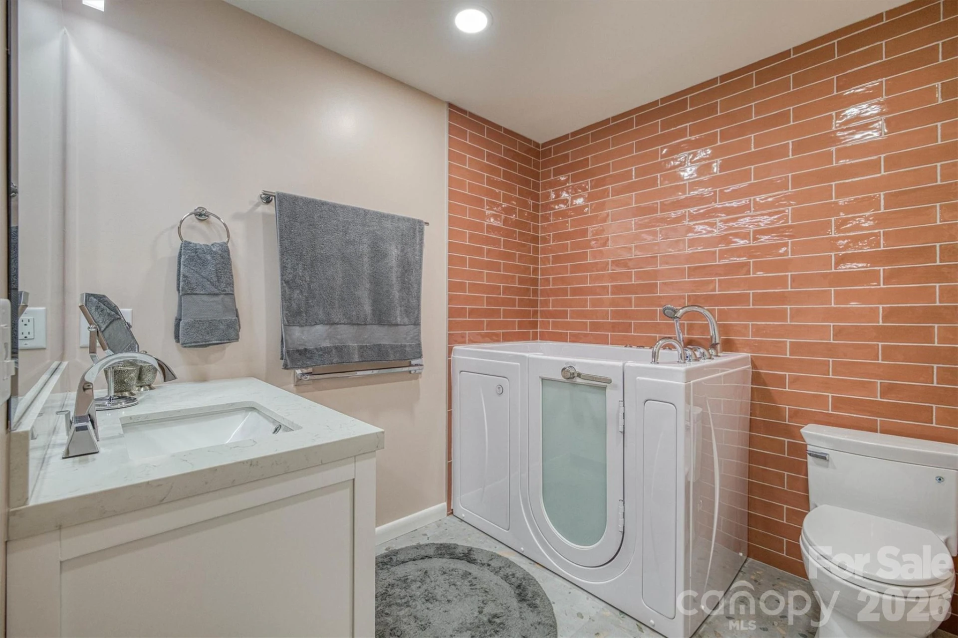 214 Howard Street - Photo 15