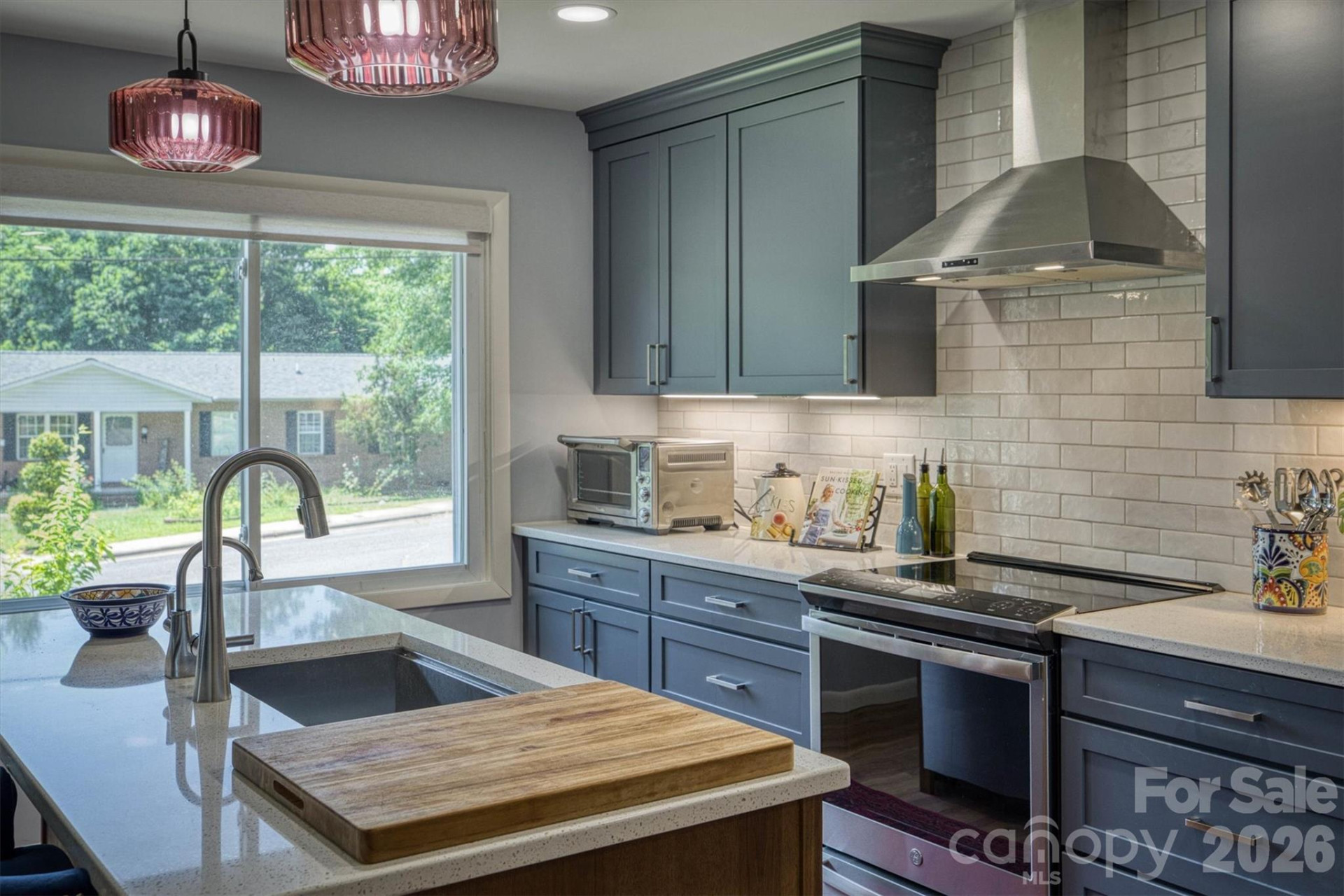 214 Howard Street - Photo 8