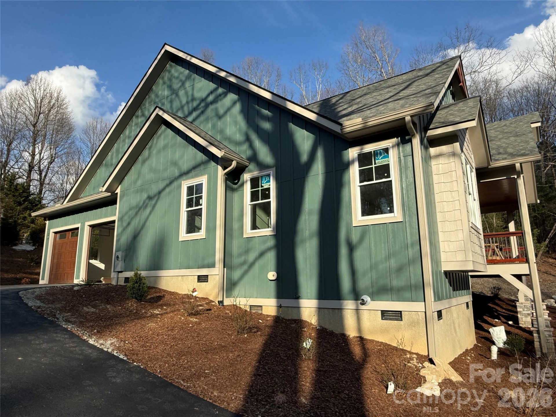 634 Hollybrook Drive - Photo 4