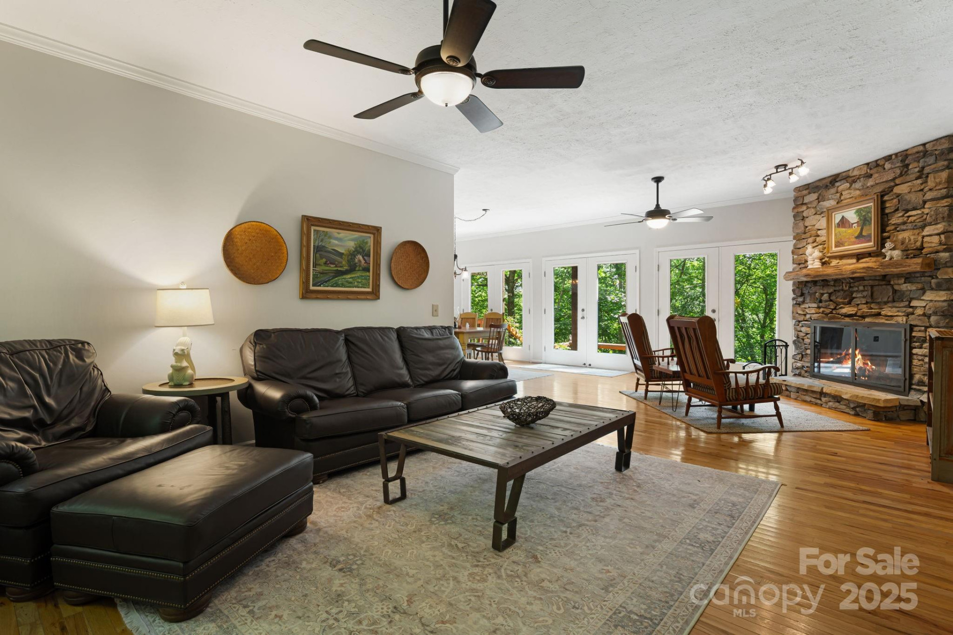 28 Back Stage Pass - Photo 13