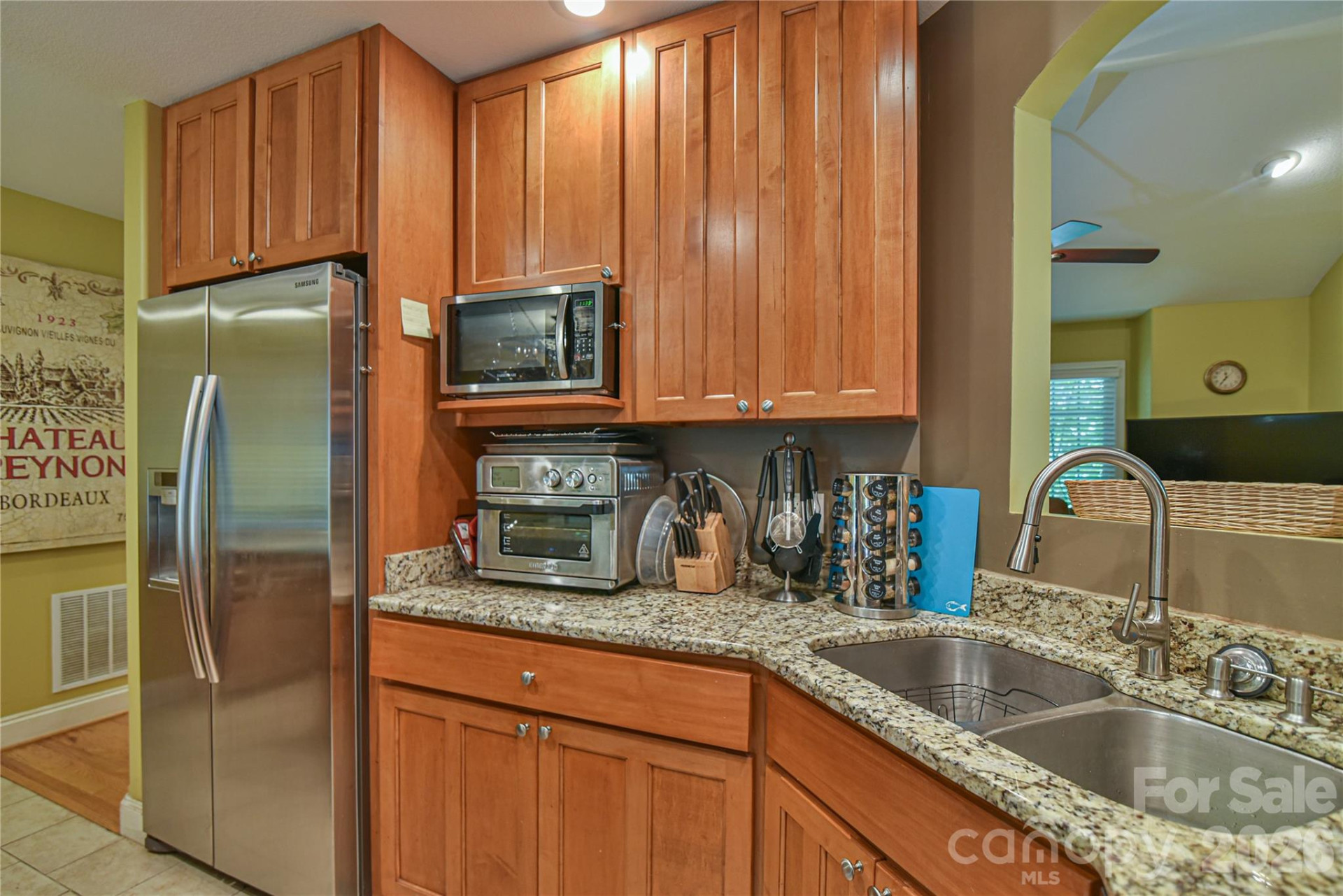 911 Fanning Bridge Road - Photo 11