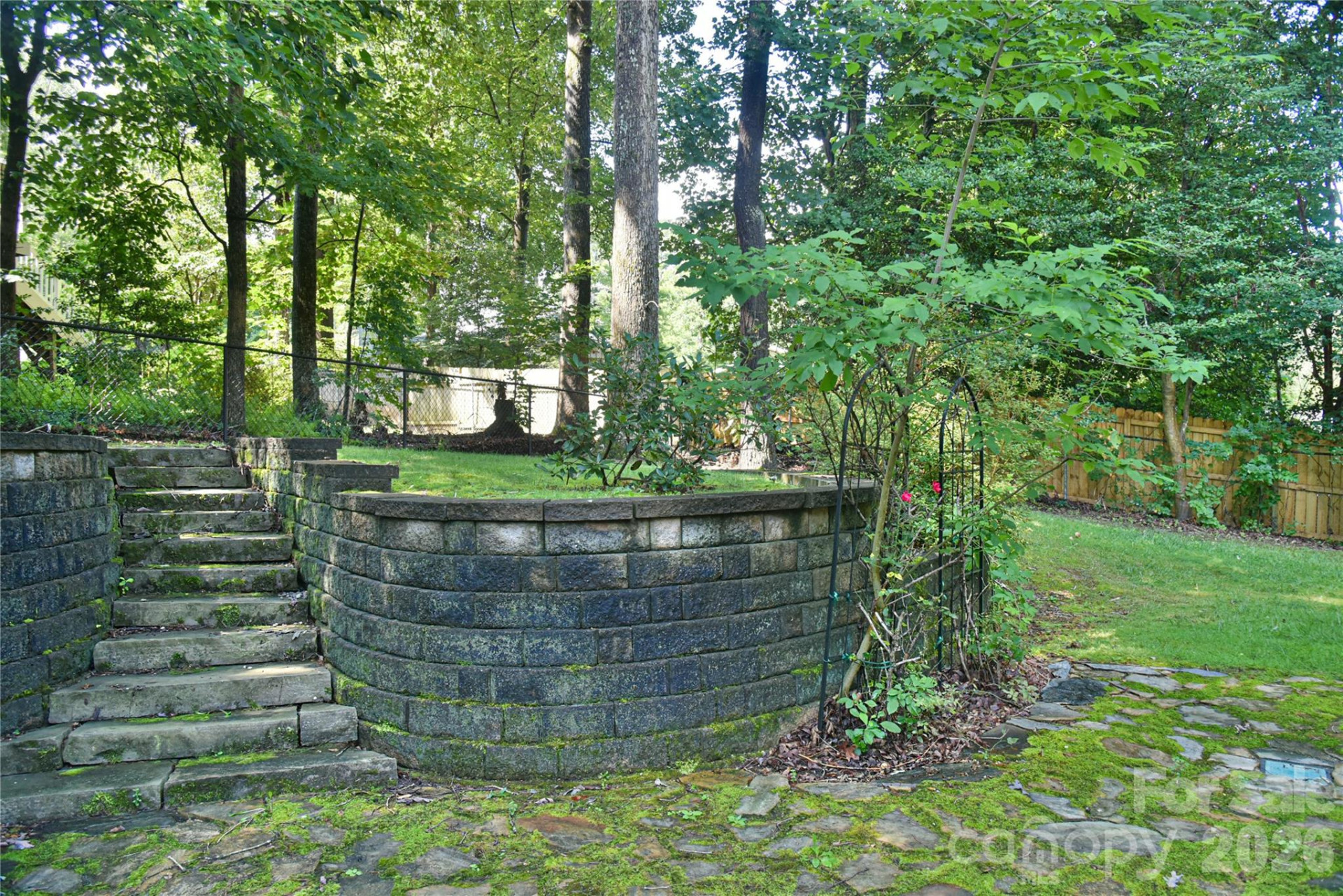 911 Fanning Bridge Road - Photo 26