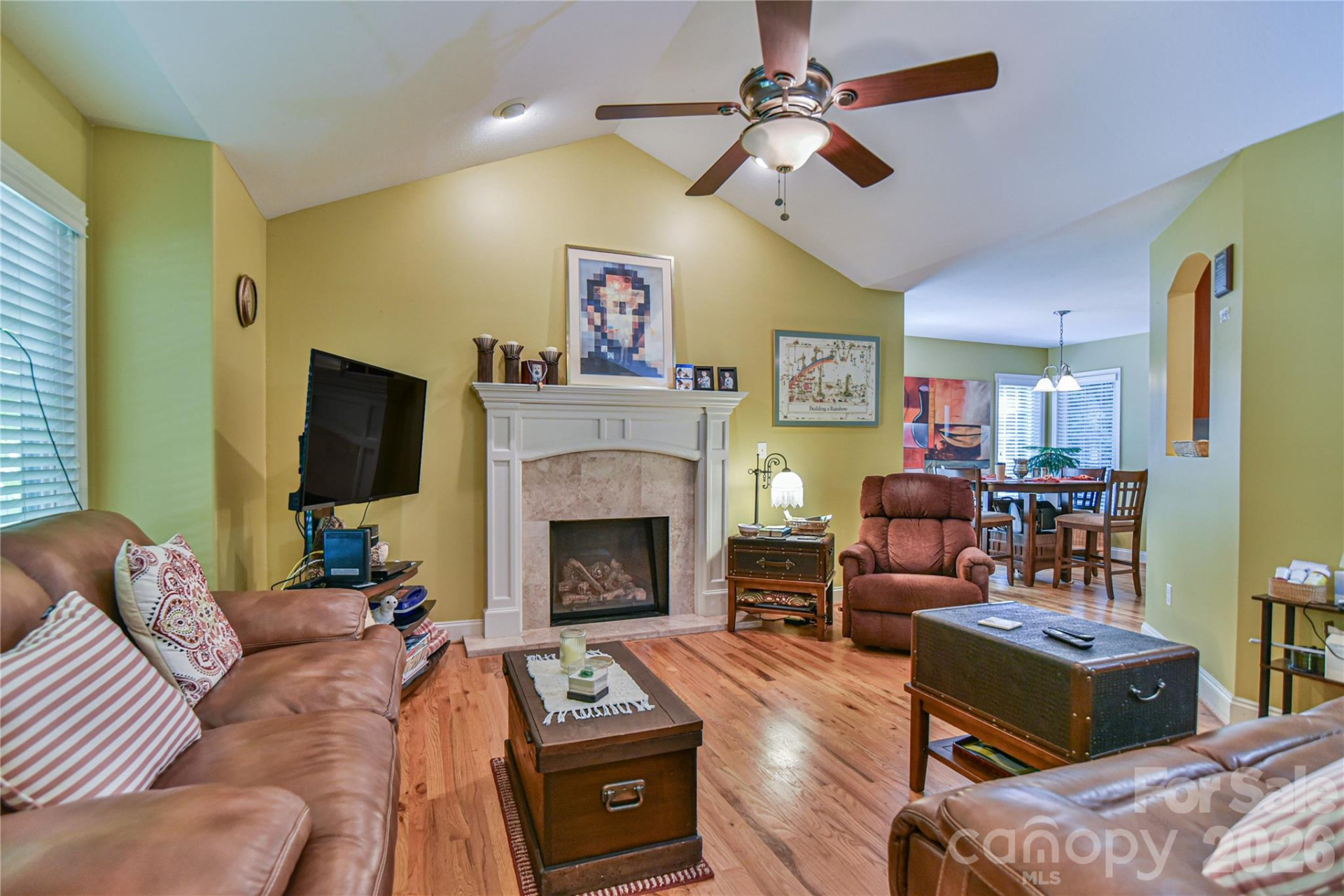 911 Fanning Bridge Road - Photo 4