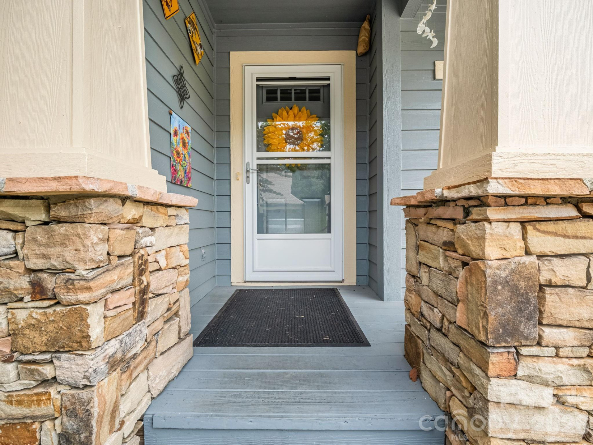 27 Gray Wolf Lane - Photo 5