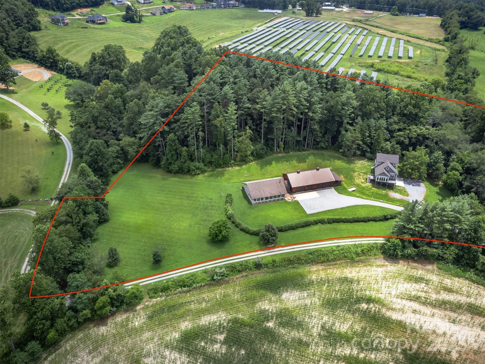 326 Golden Valley Drive - Photo 4