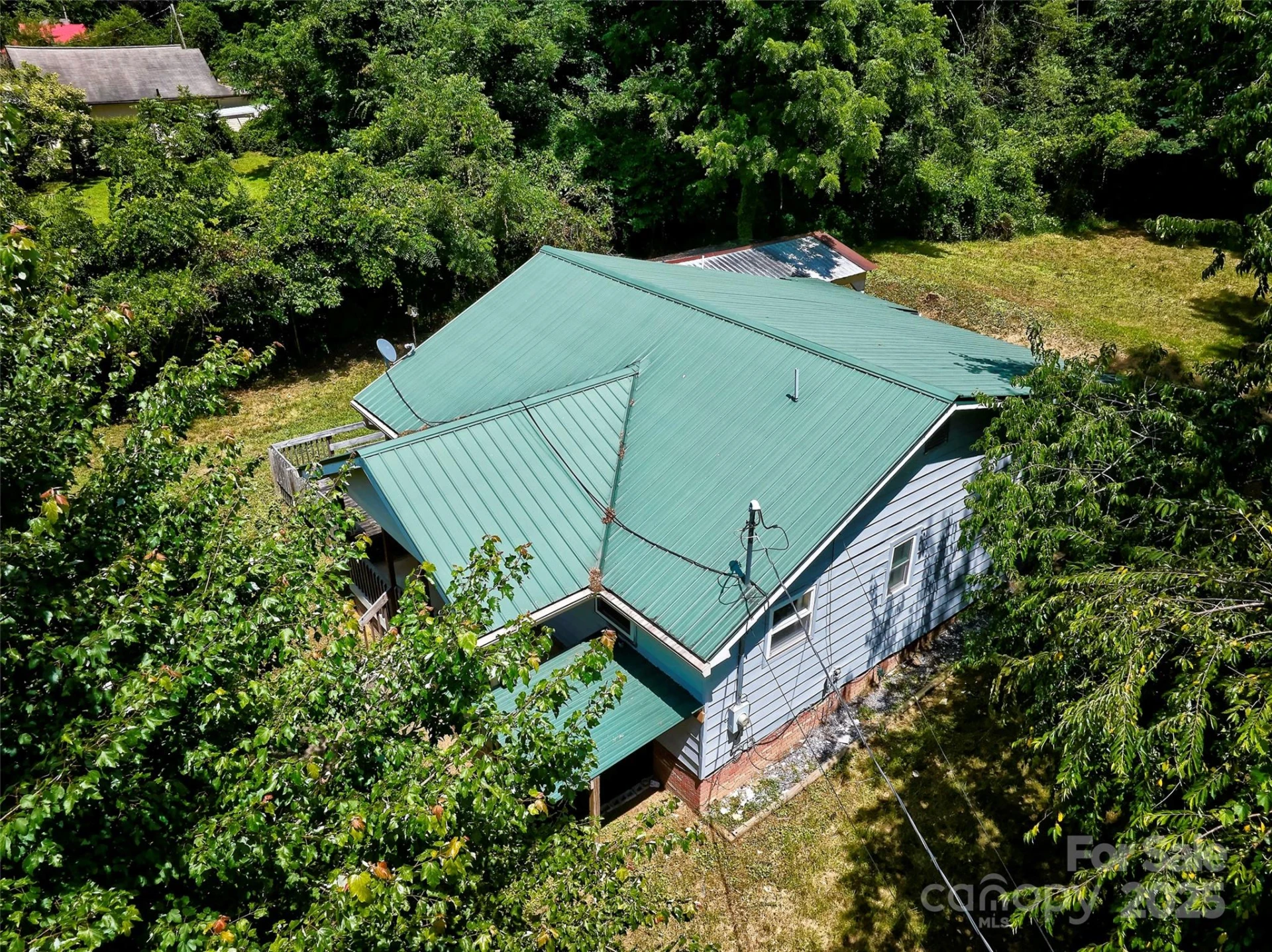 111 Kenneth Cooper Road - Photo 2