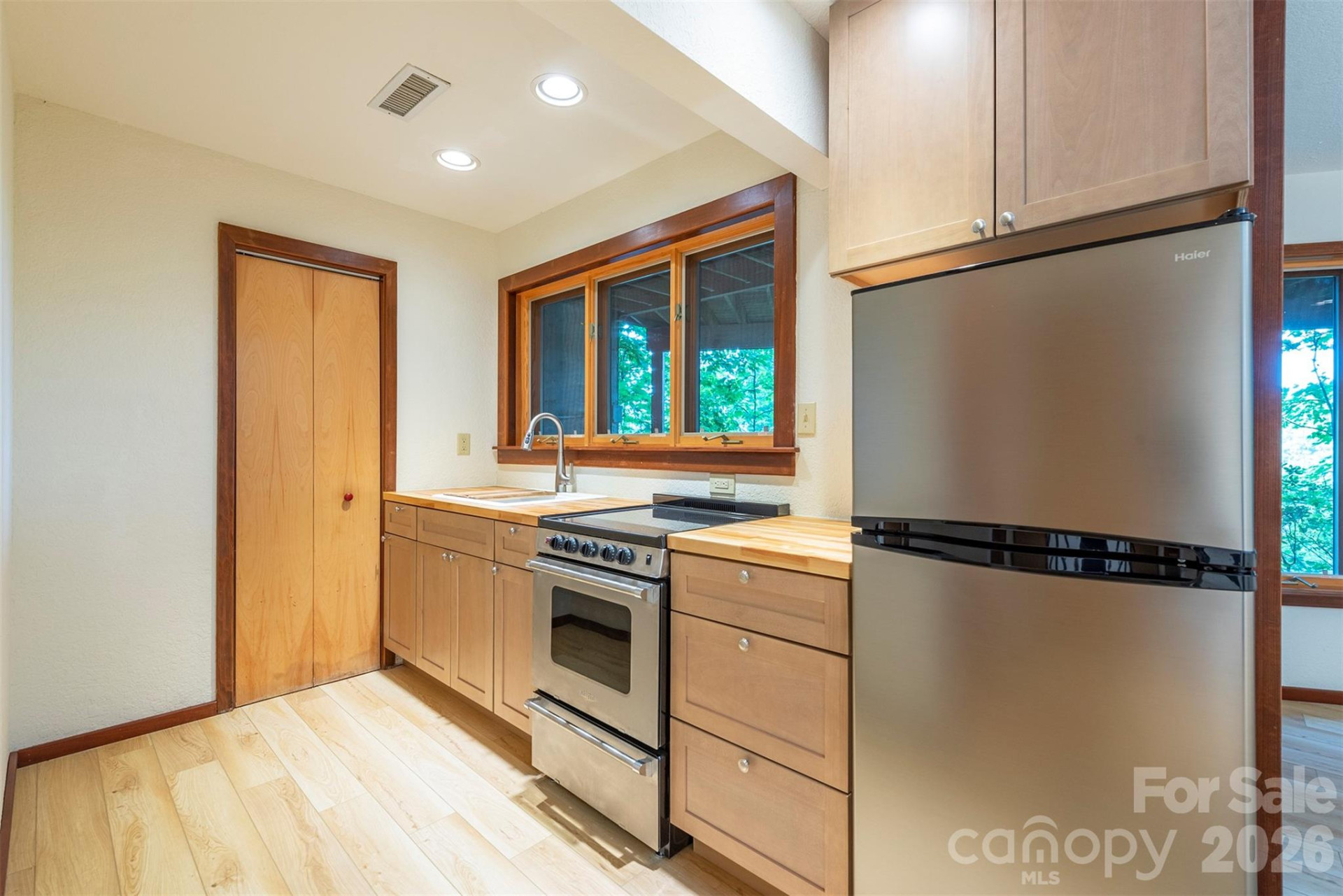 7 Winding Poplar Road - Photo 37