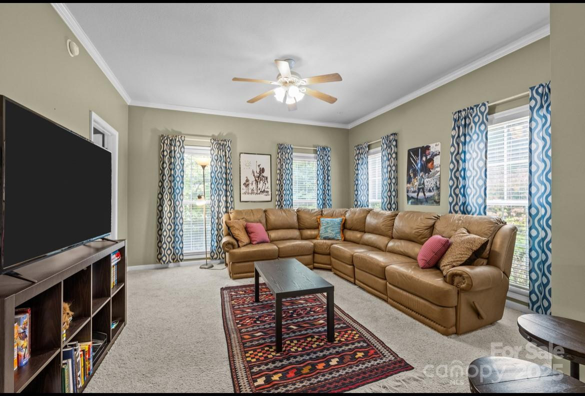 42 Surrey Run - Photo 18