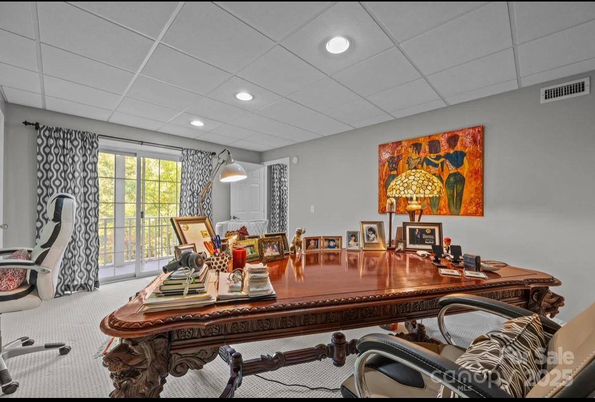 42 Surrey Run - Photo 27