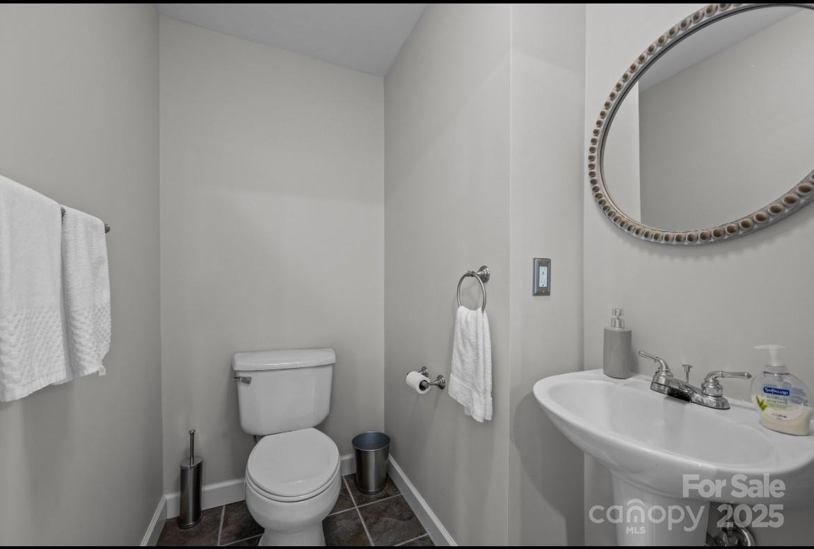 42 Surrey Run - Photo 28