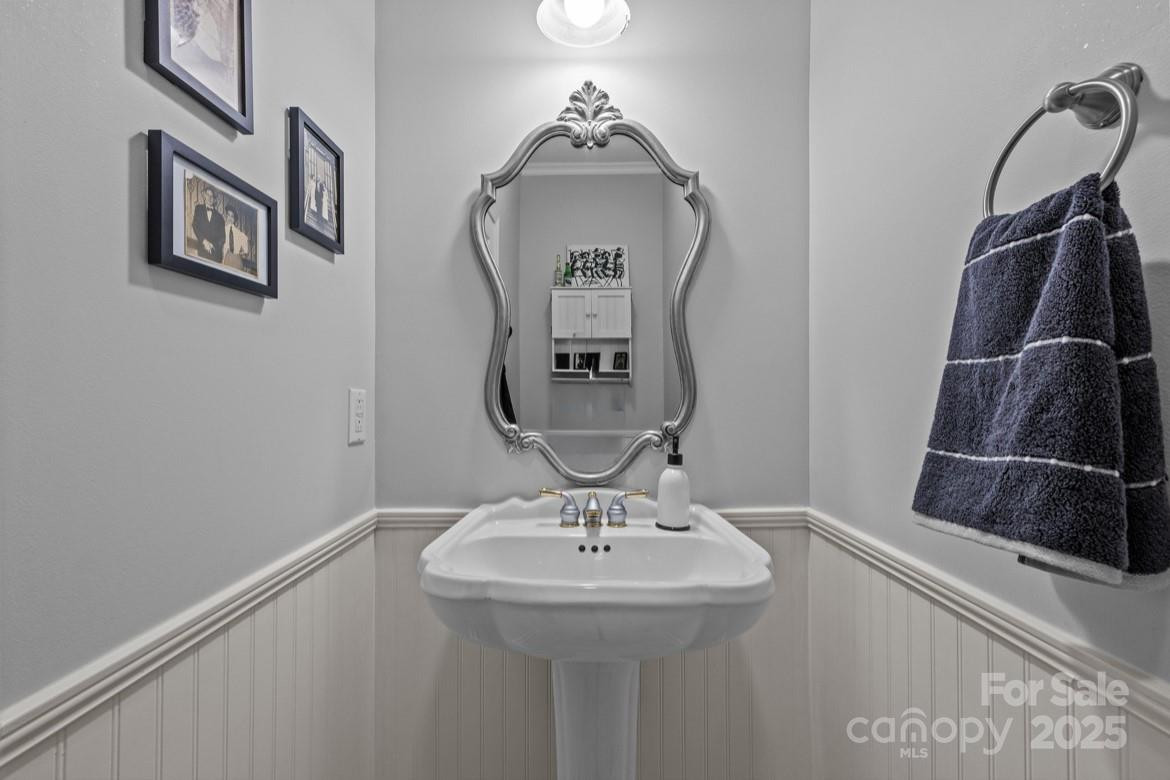 42 Surrey Run - Photo 31