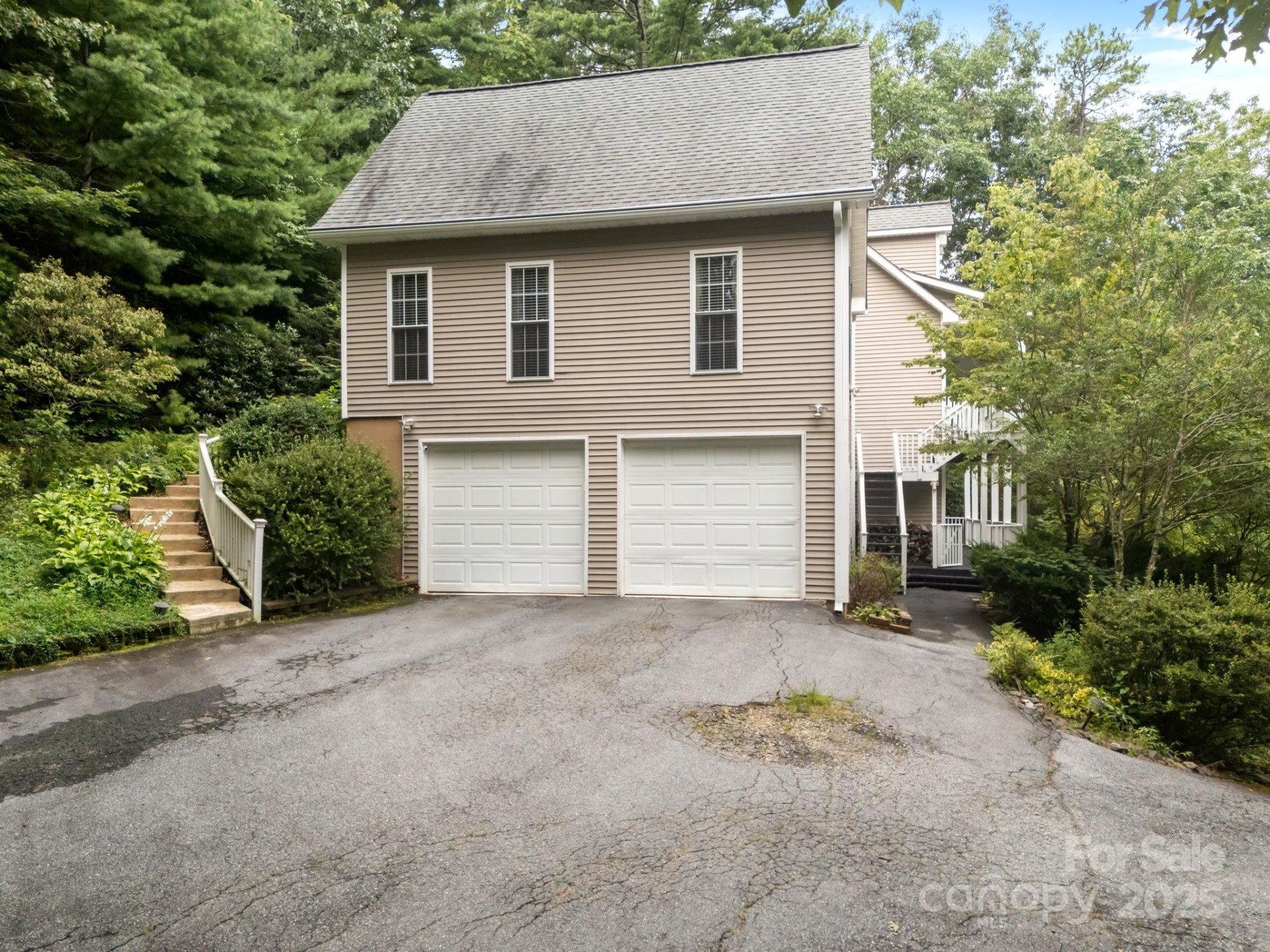 42 Surrey Run - Photo 34