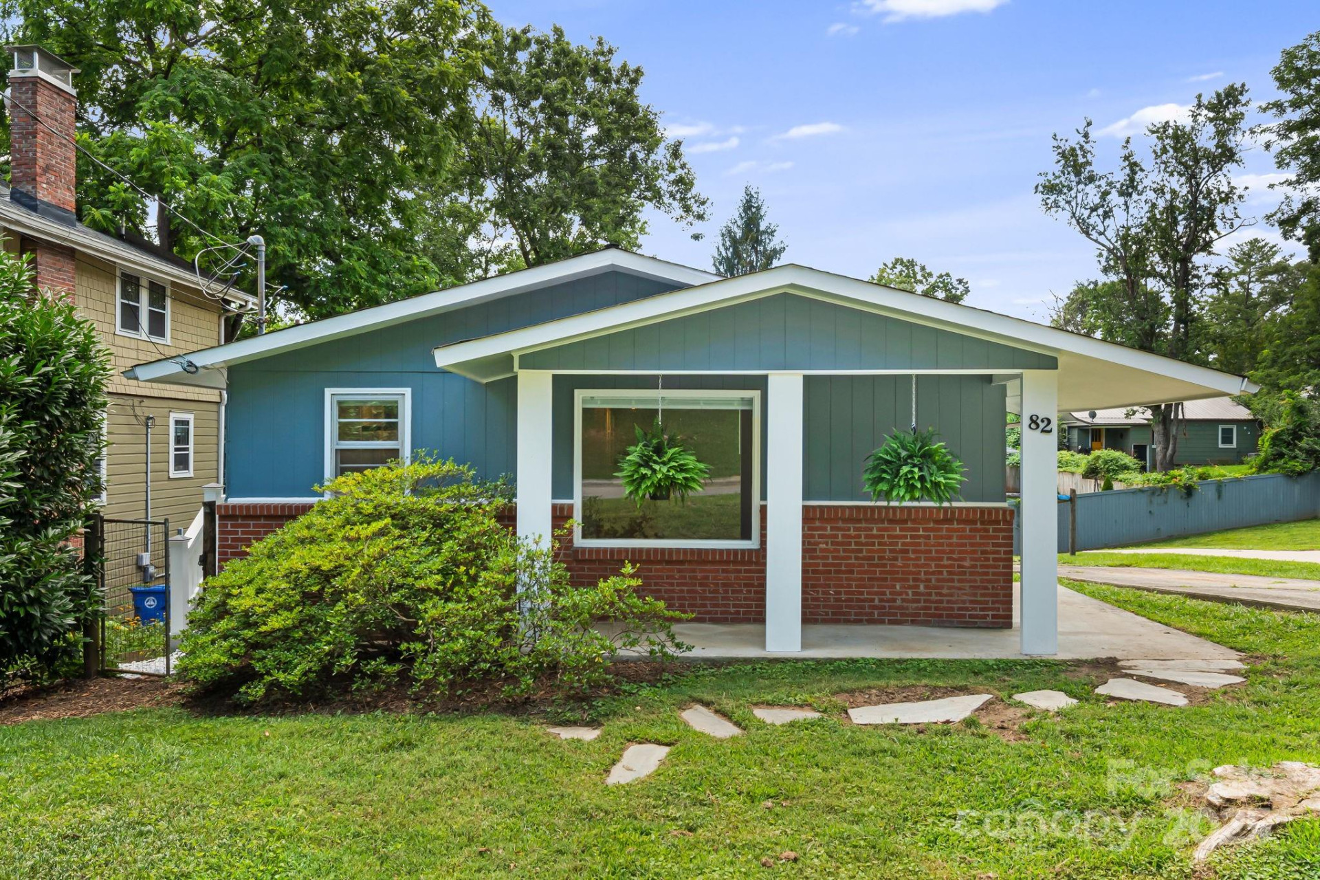 82 Maney Avenue - Photo 2