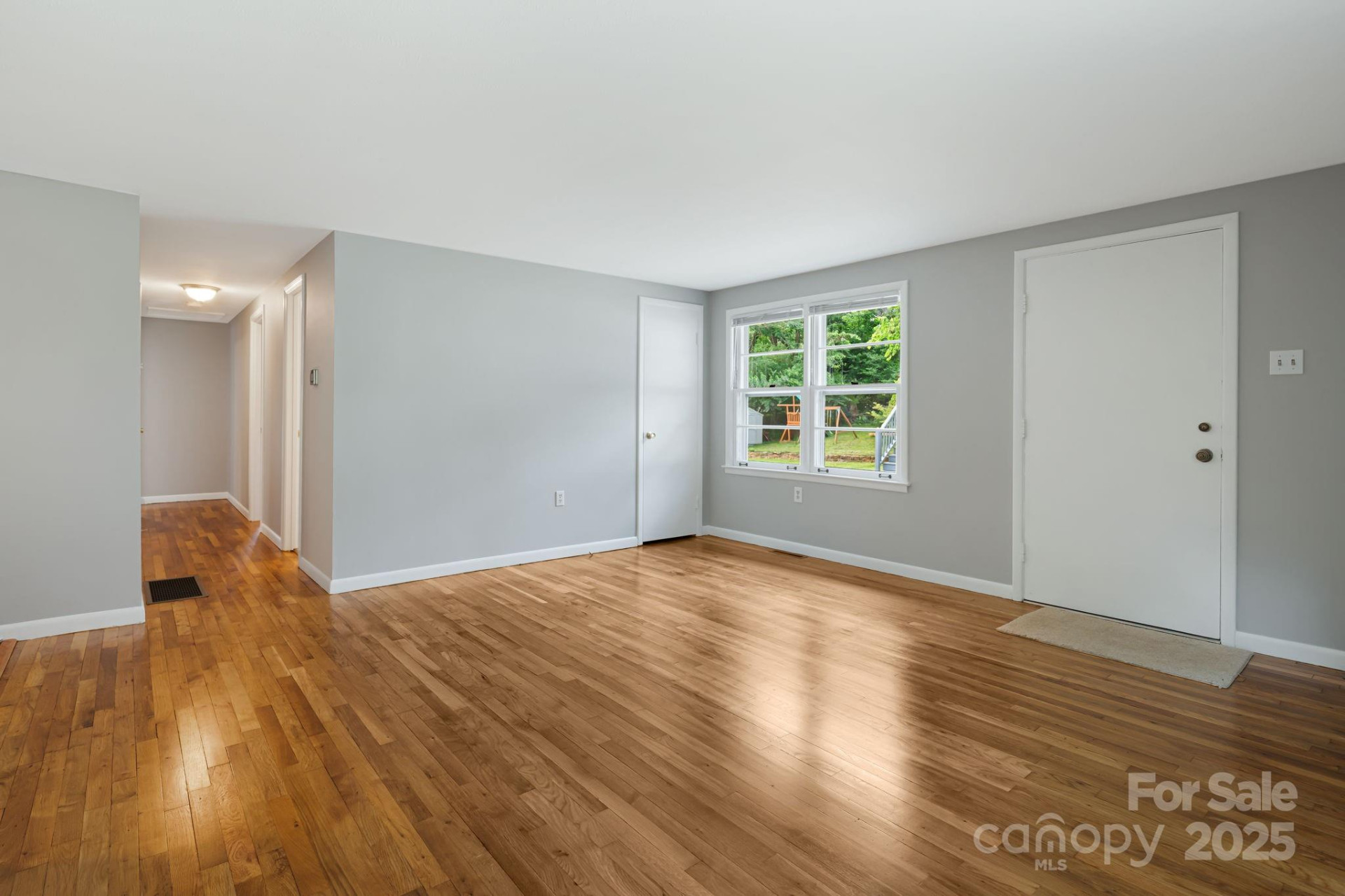 82 Maney Avenue - Photo 5