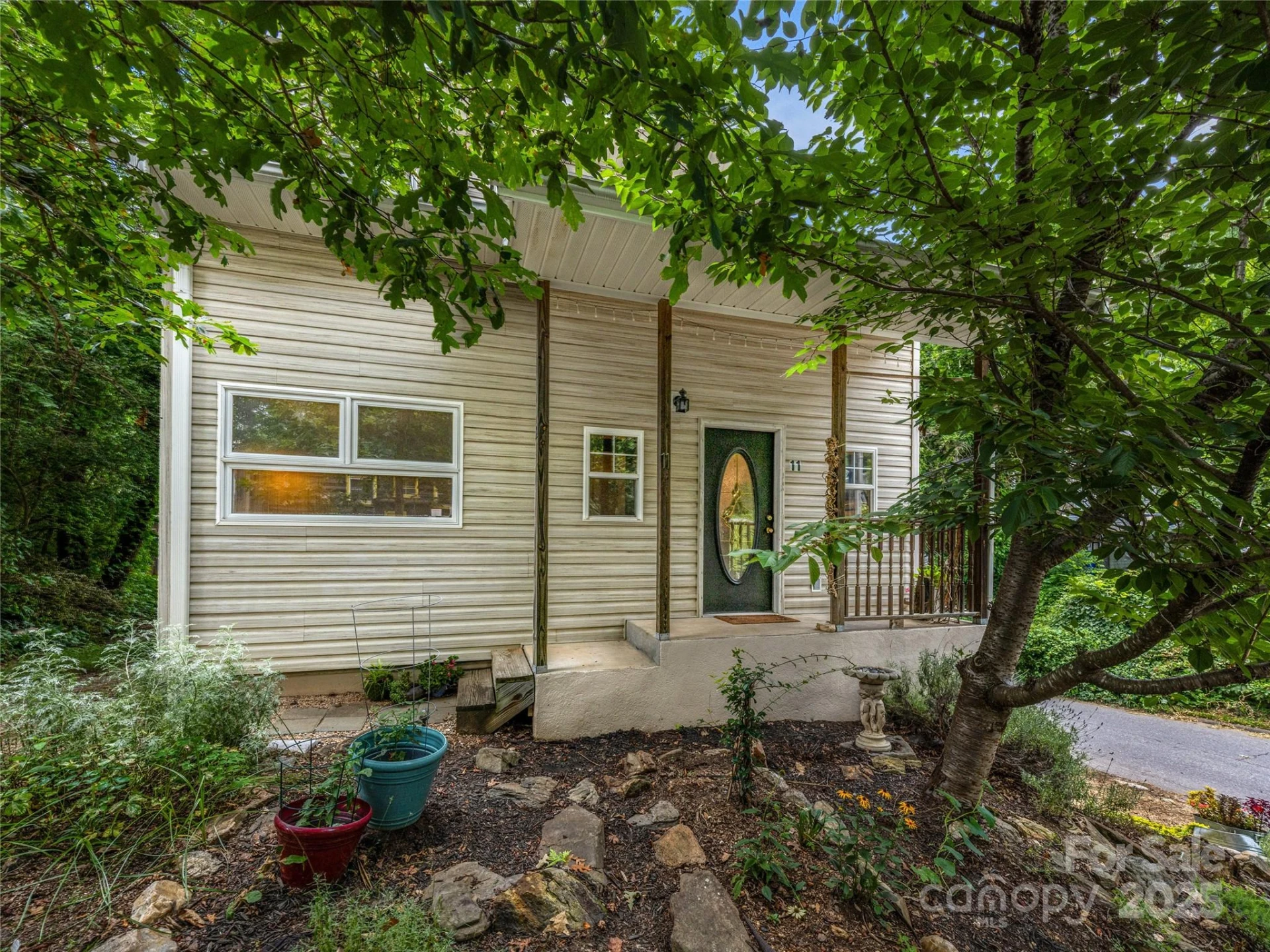 11 Pinewood Road