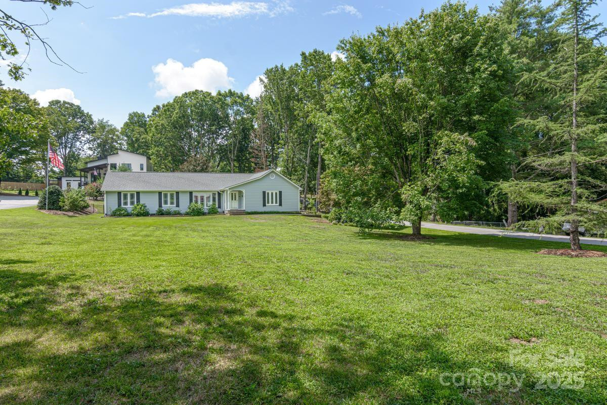 231 Kimberly Ann Drive - Photo 2