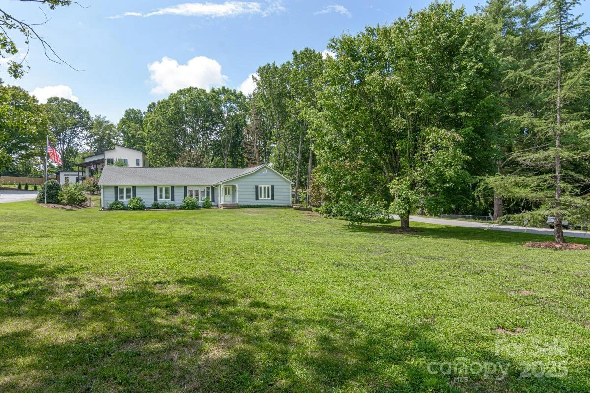 231 Kimberly Ann Drive - Photo 2