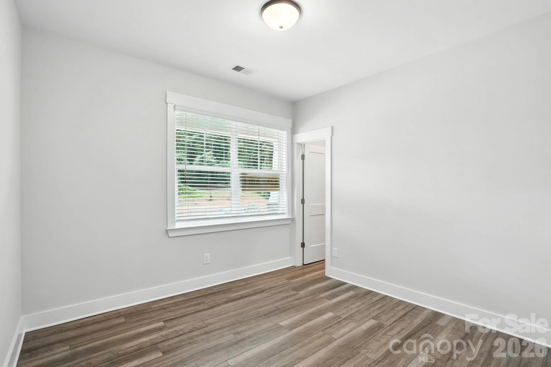 138 Prestwick Way - Photo 24