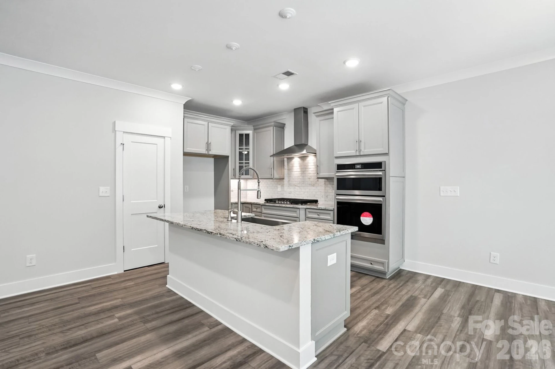 138 Prestwick Way - Photo 9