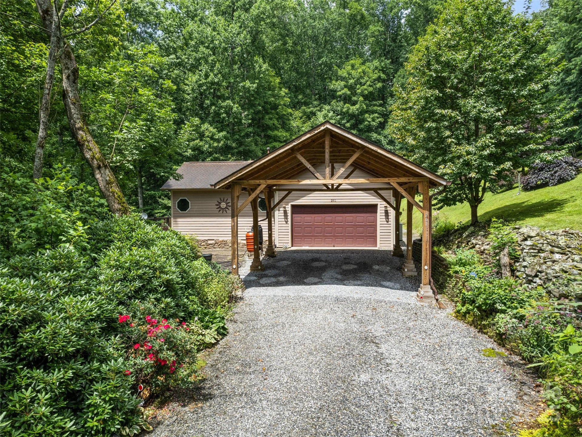 261 Serenity Drive - Photo 4