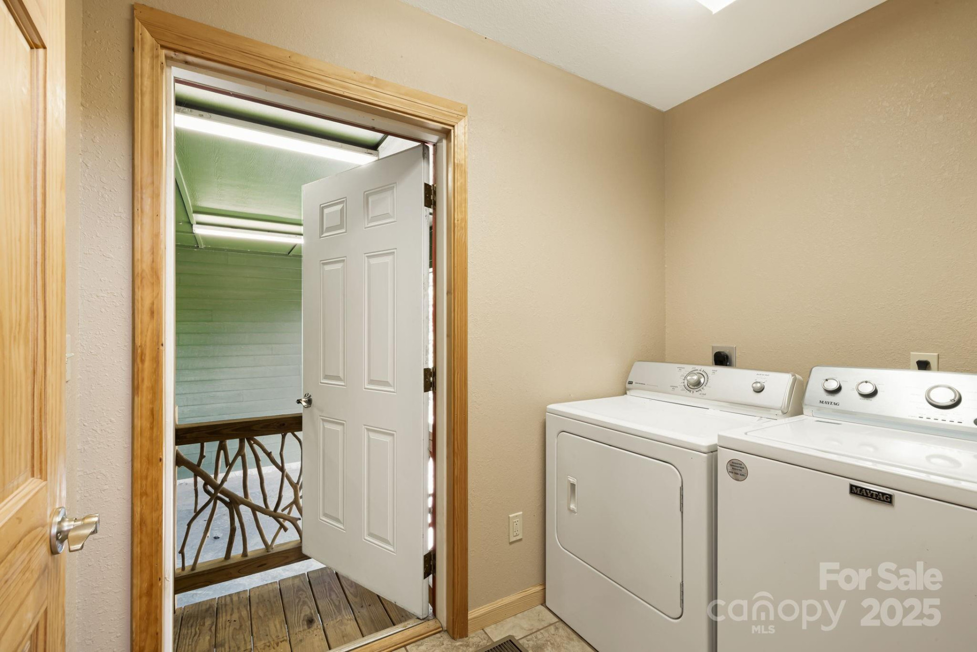 830 Windy River Ridge - Photo 38