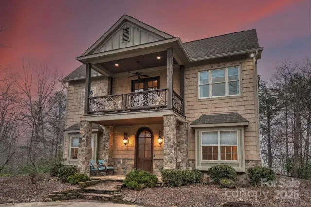 376 Grandview Drive