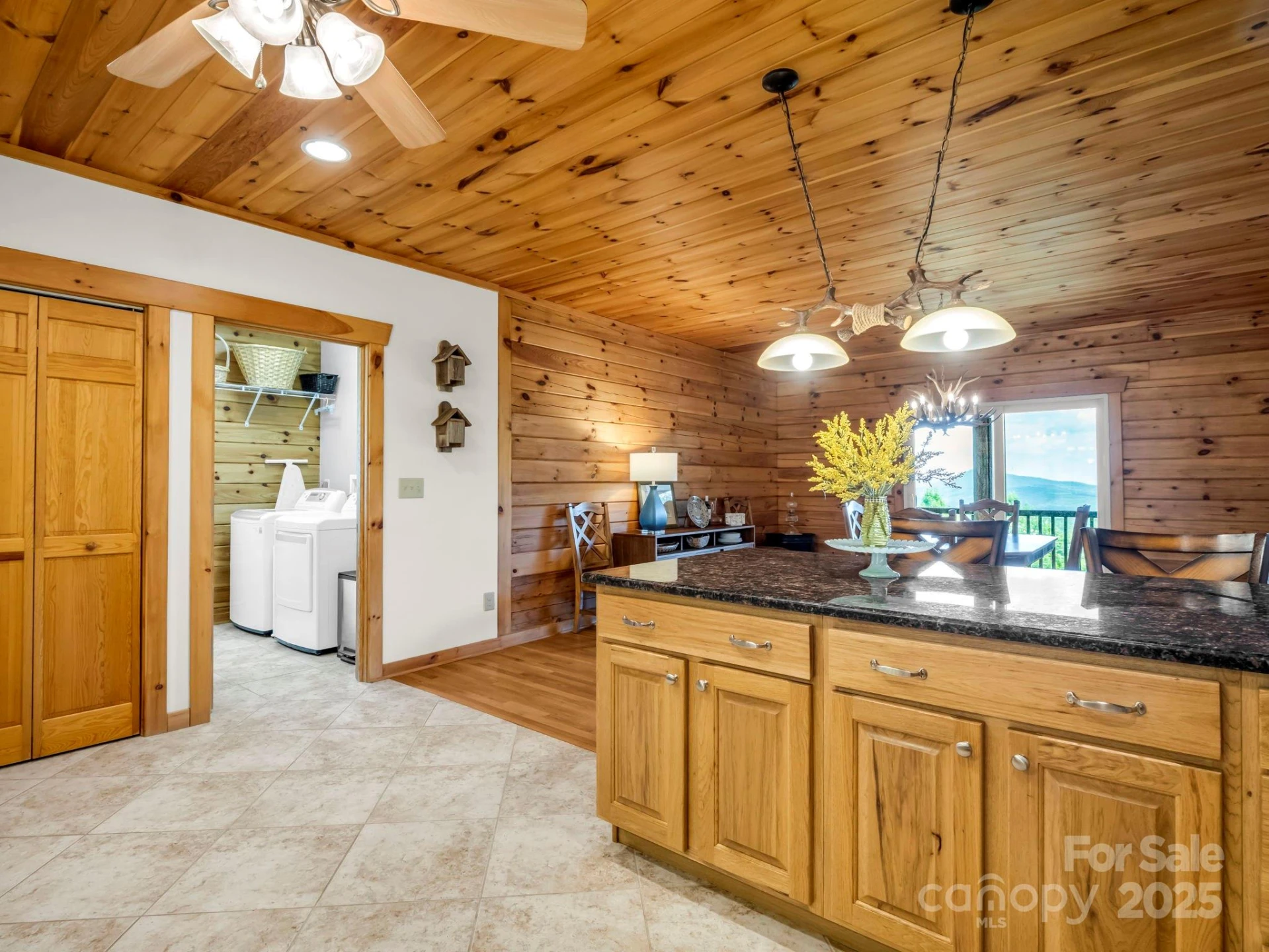 537 Summit Parkway - Photo 12