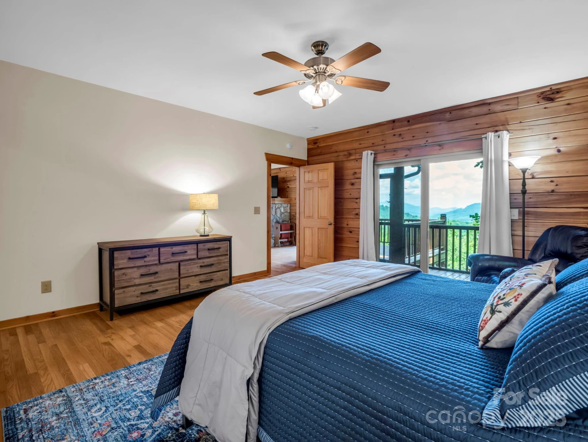 537 Summit Parkway - Photo 13