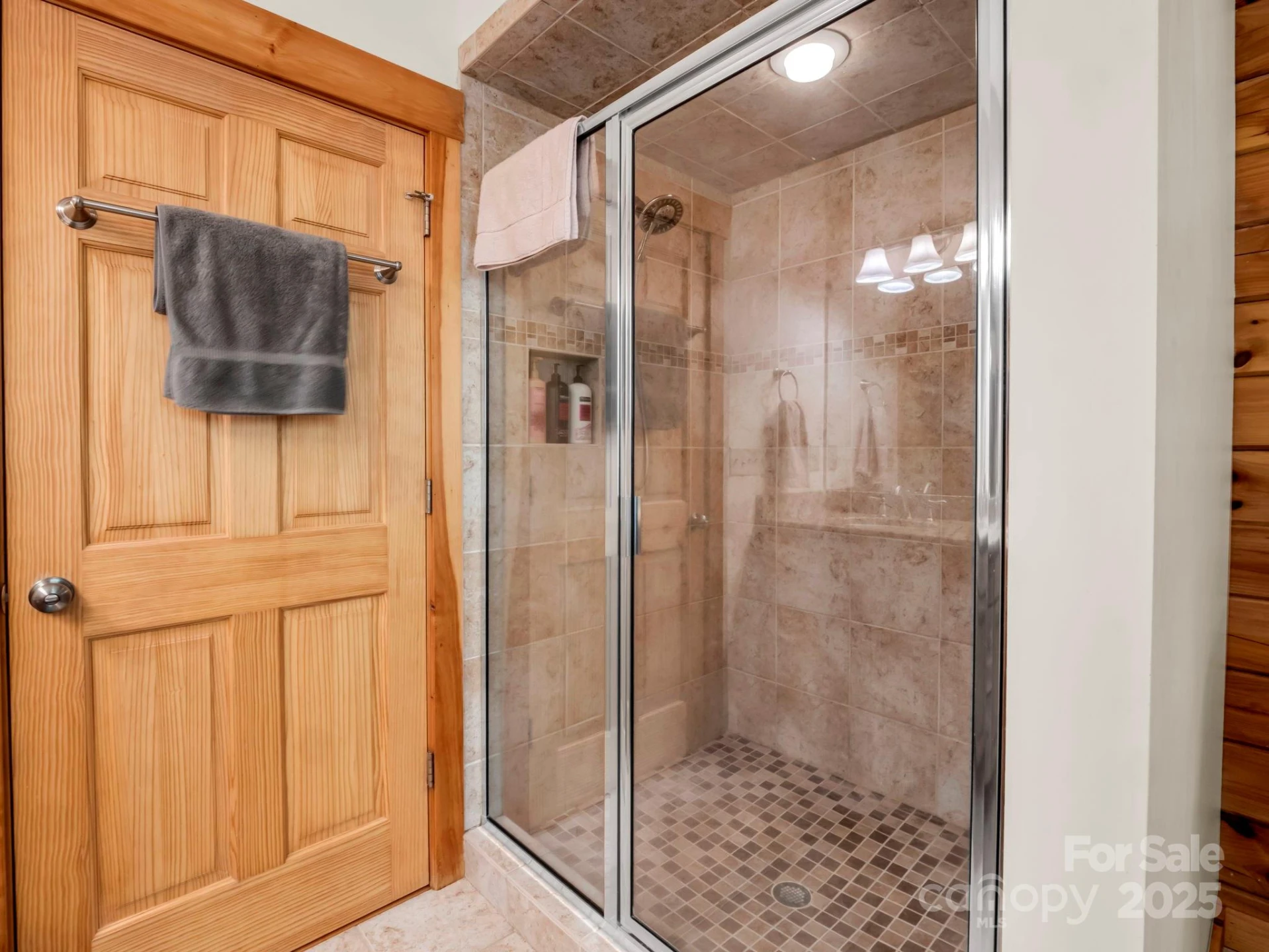 537 Summit Parkway - Photo 18
