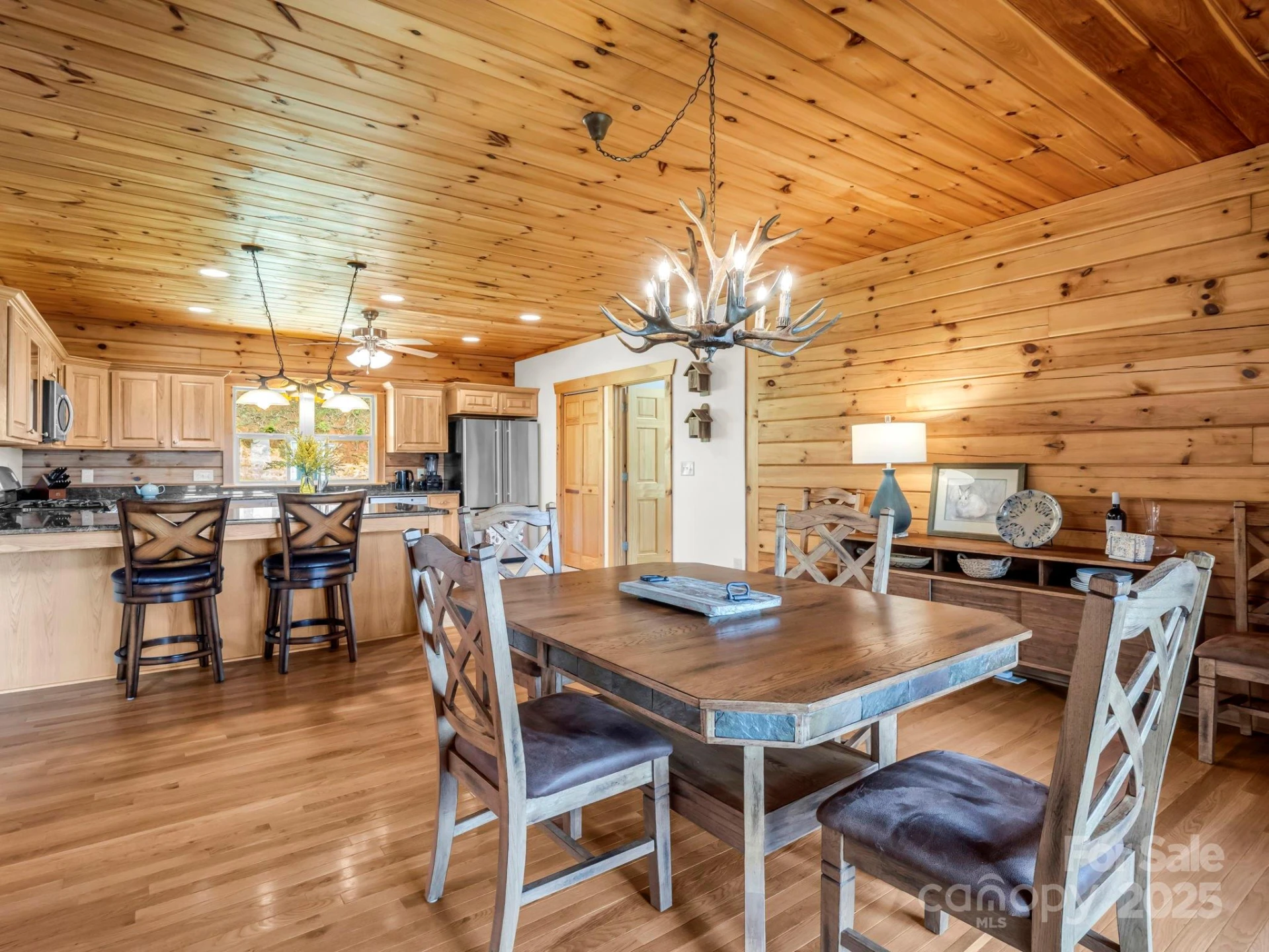 537 Summit Parkway - Photo 6
