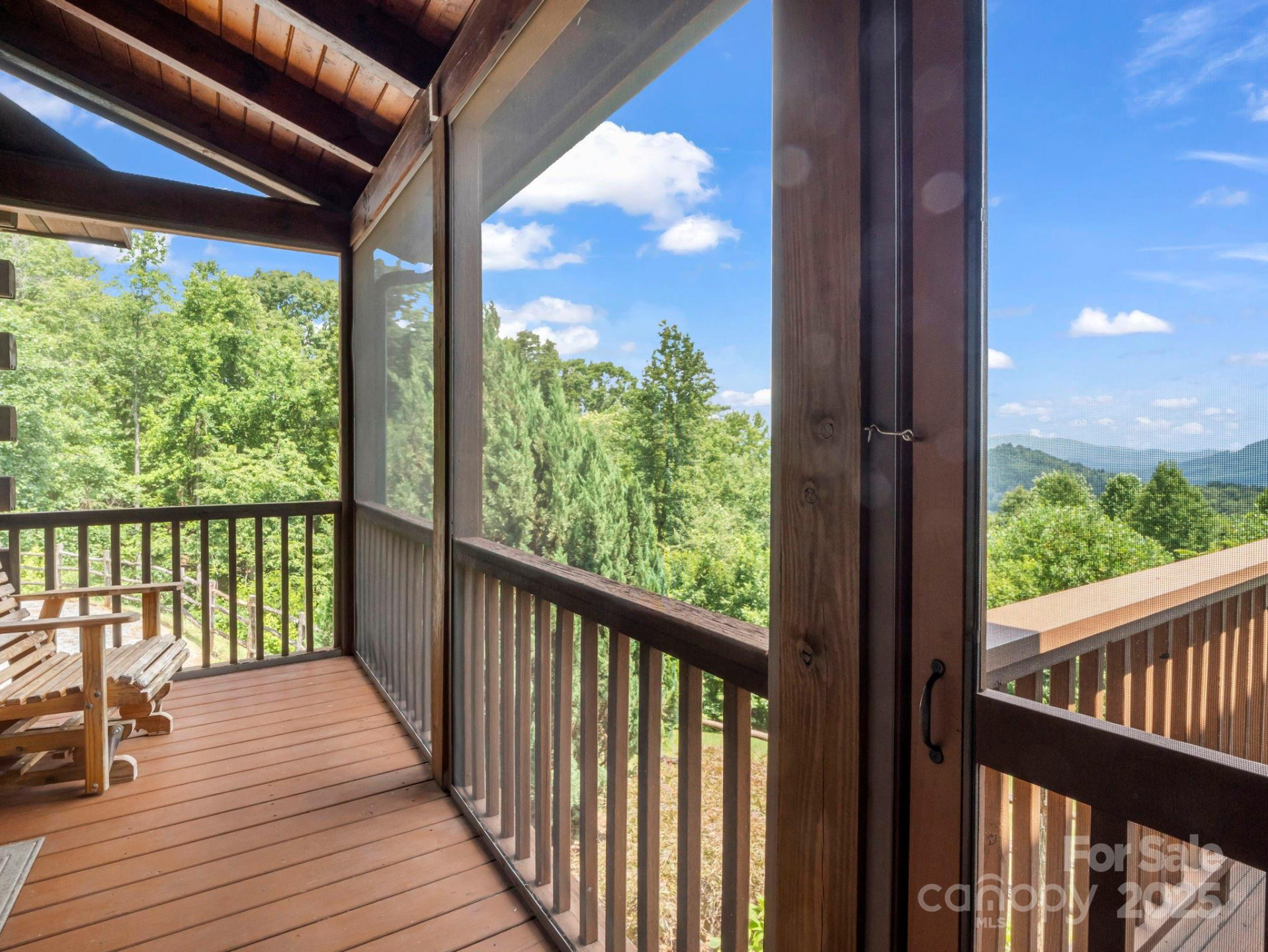 537 Summit Parkway - Photo 10