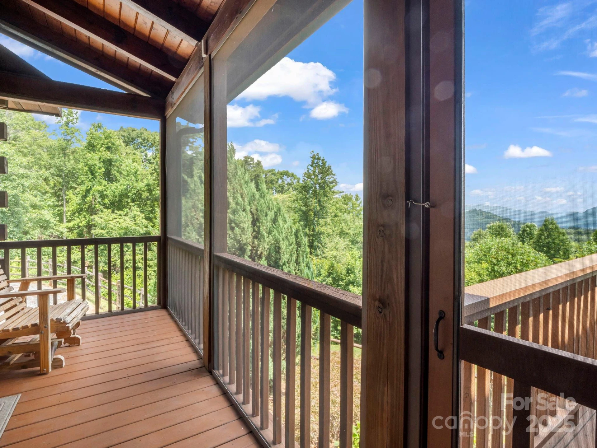 537 Summit Parkway - Photo 10