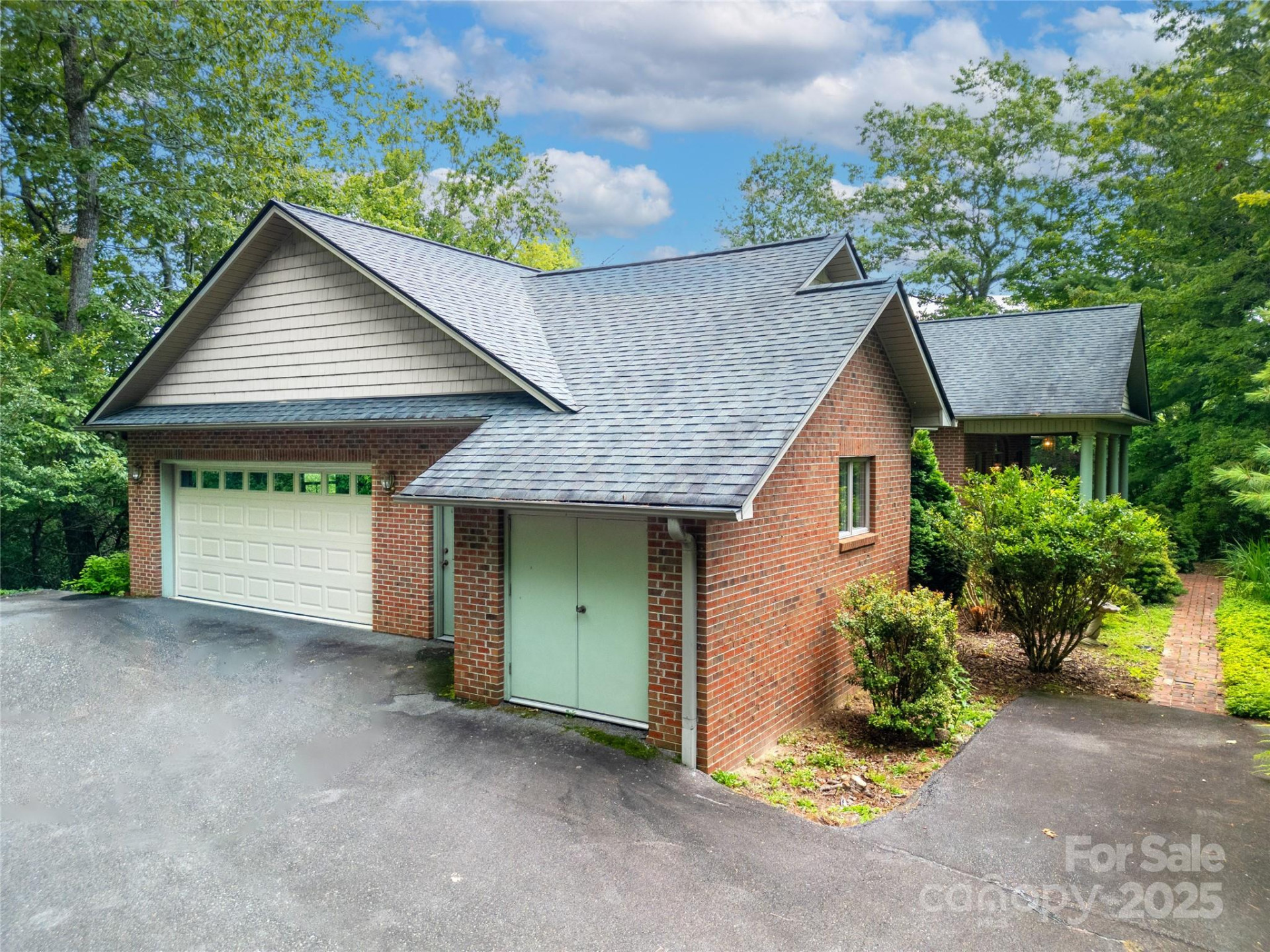 273 Inoli Circle - Photo 3