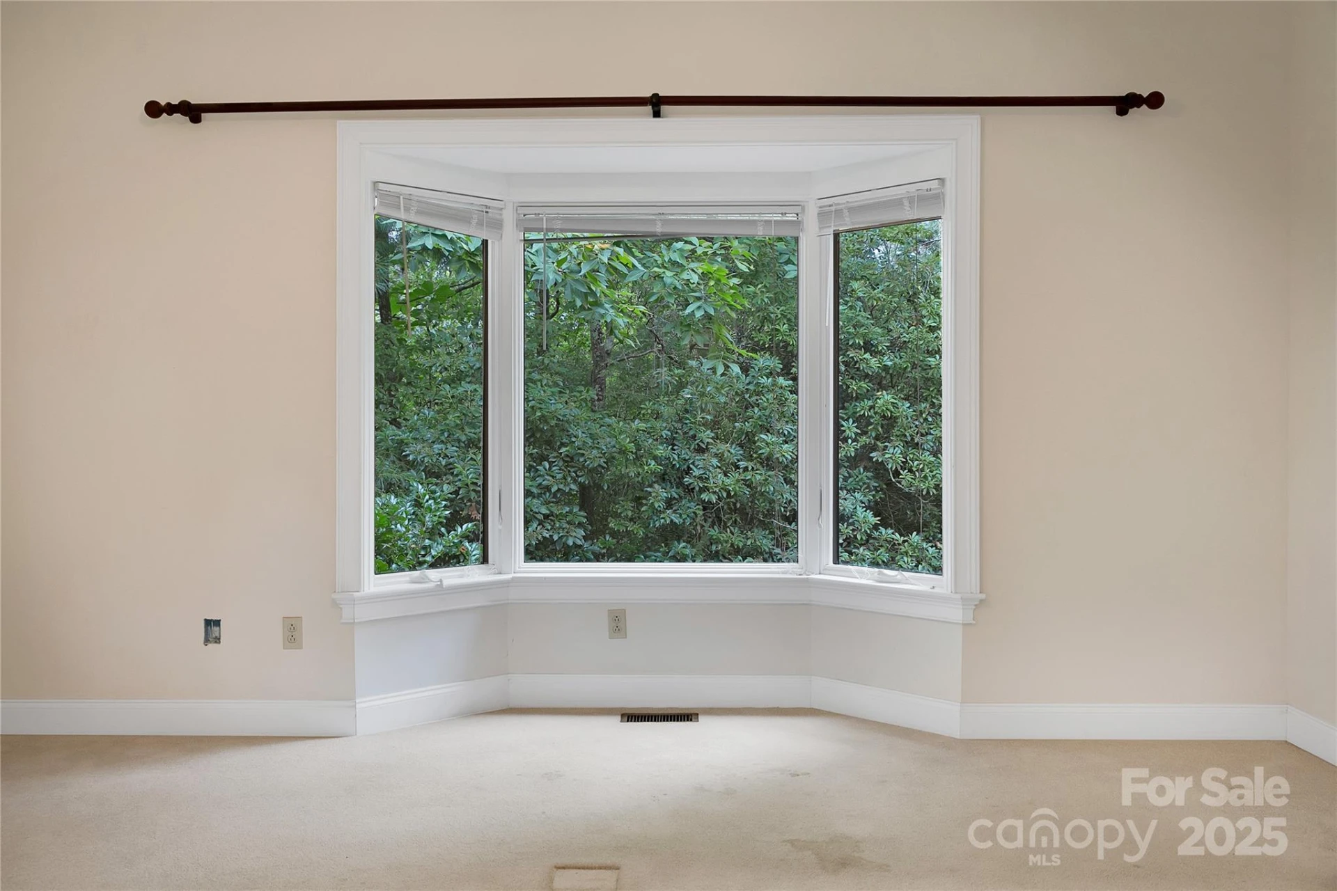 273 Inoli Circle - Photo 33