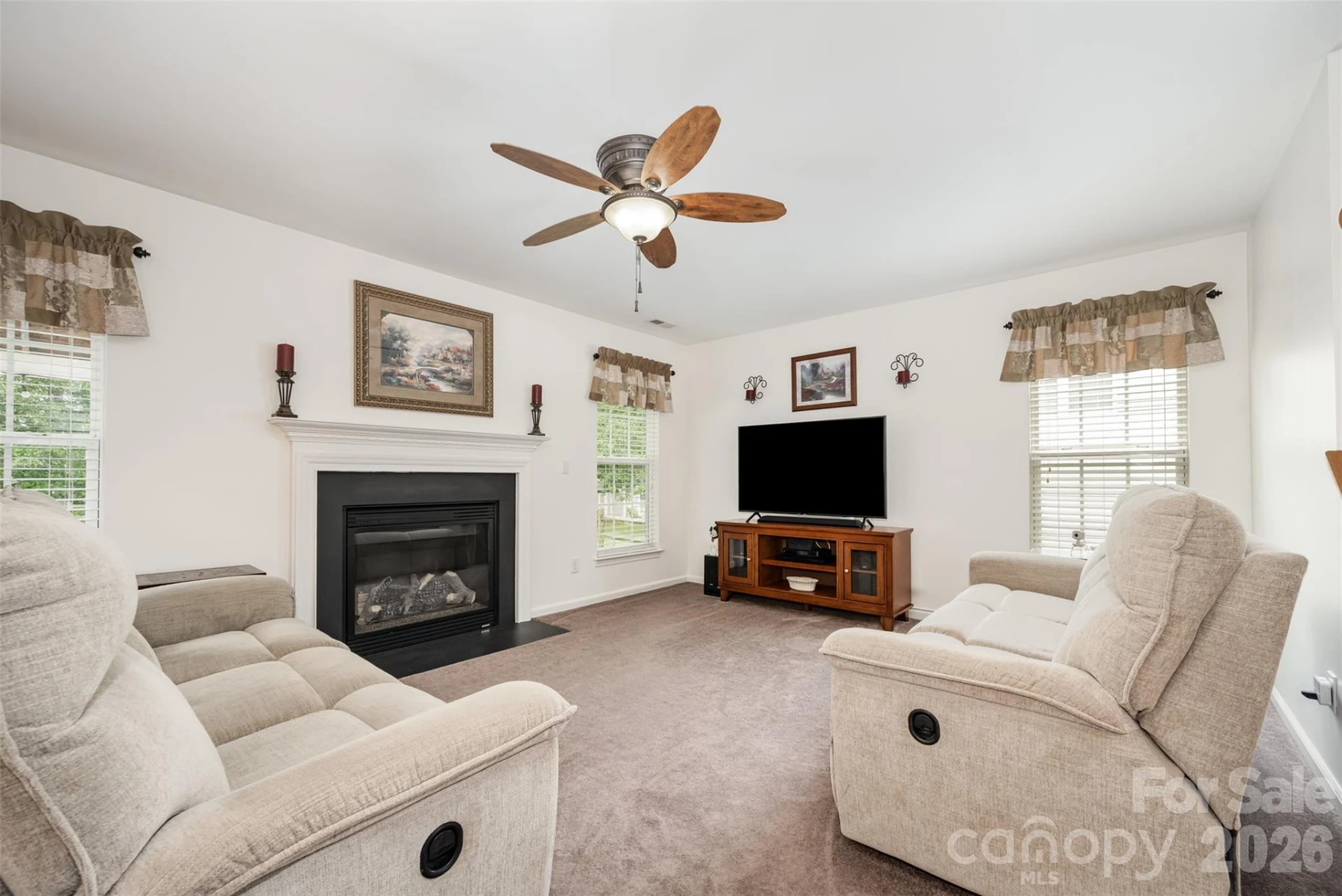 2000 Linstead Drive - Photo 4