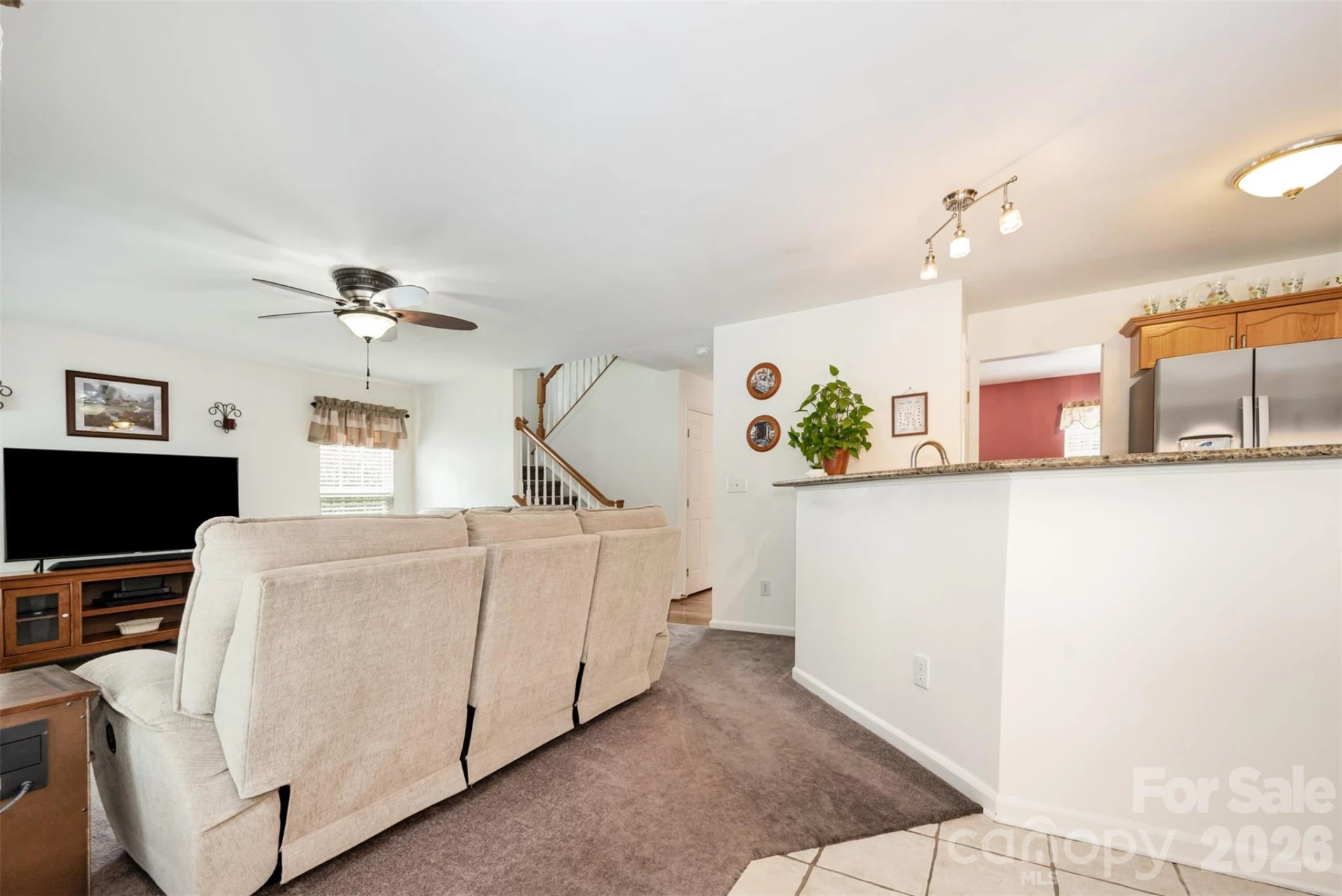 2000 Linstead Drive - Photo 5