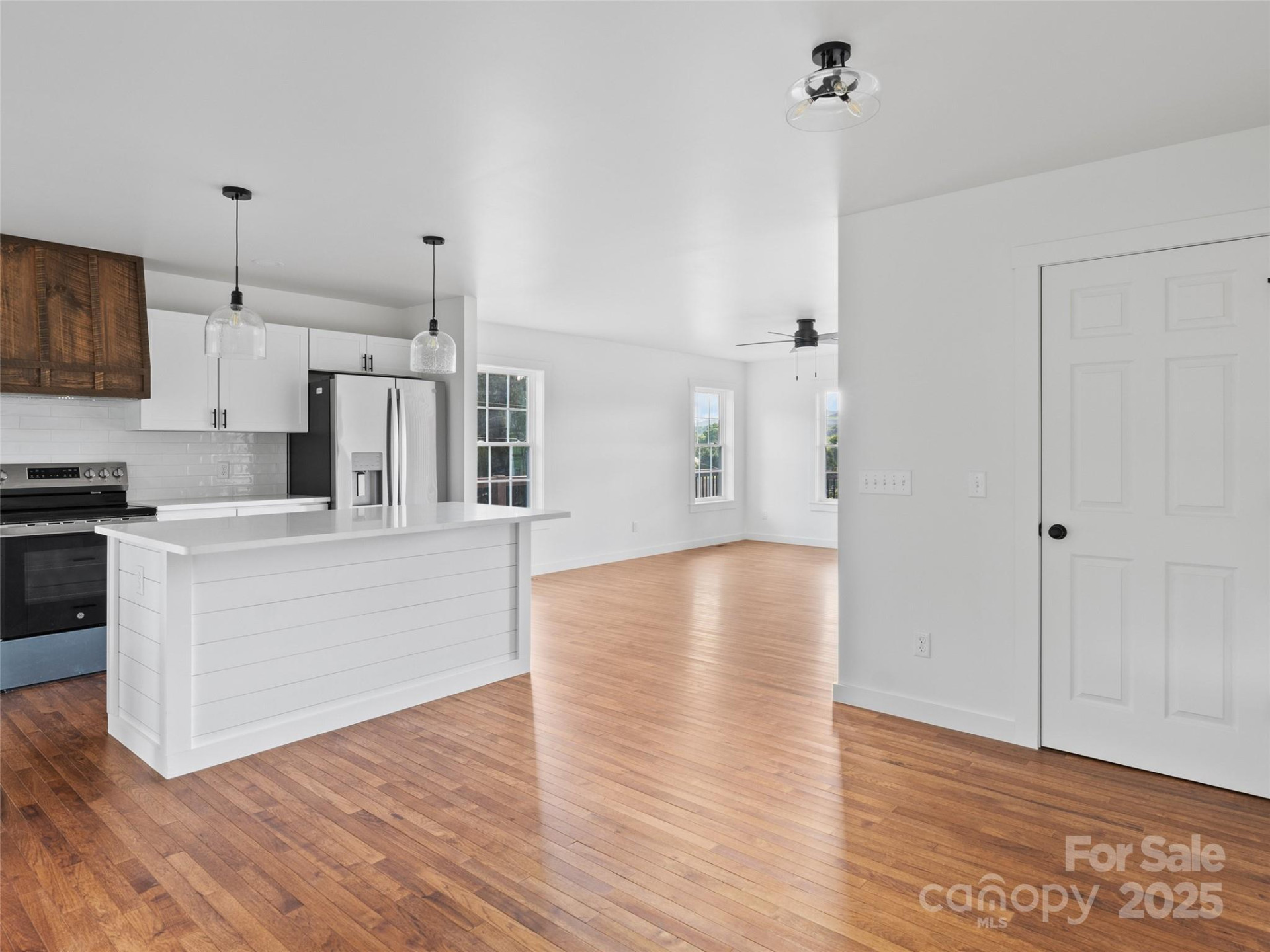 111 Dawn Drive - Photo 9