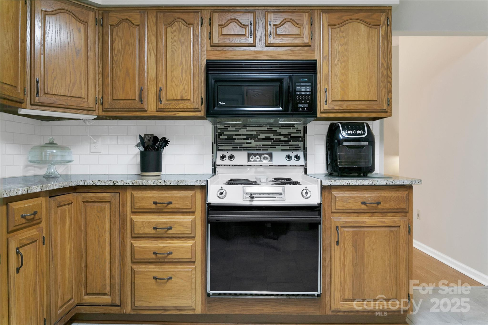 239 Three Mile Knob Road - Photo 17