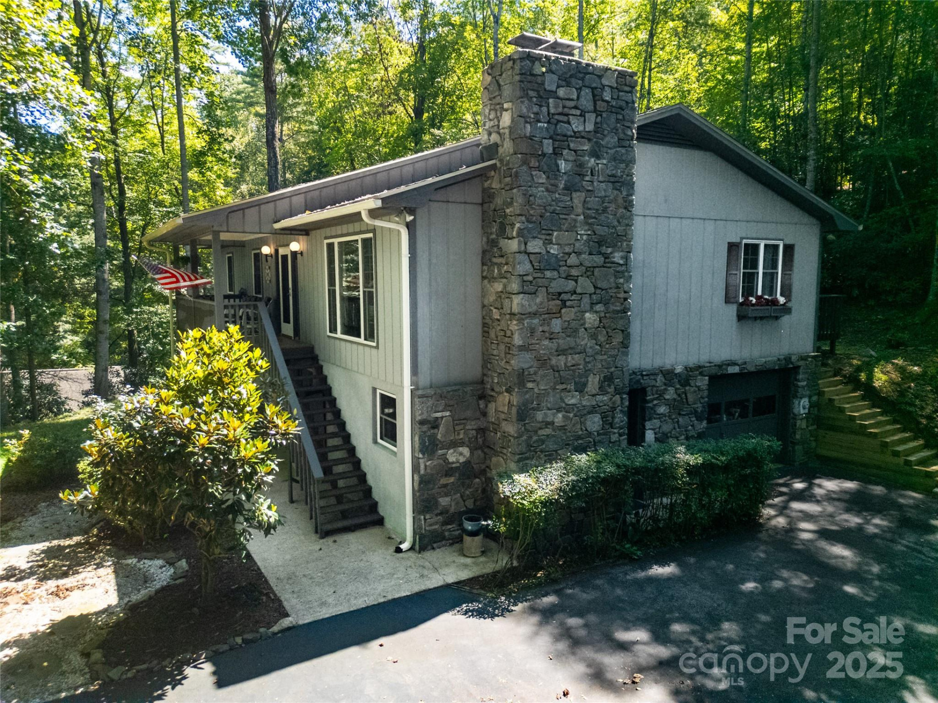 239 Three Mile Knob Road - Photo 5