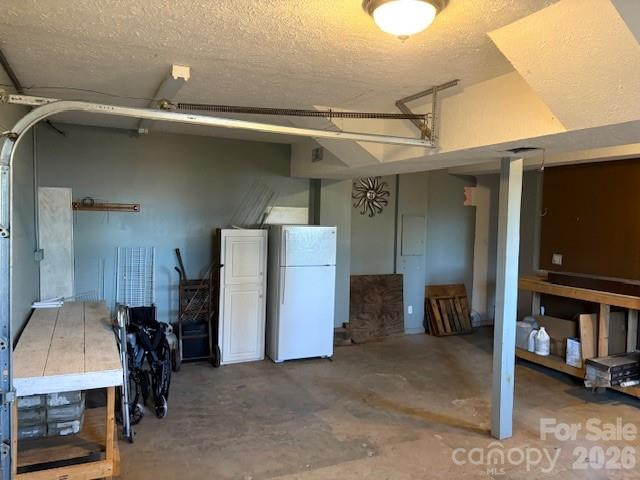 3166 Holly Road - Photo 39