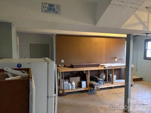 3166 Holly Road - Photo 41