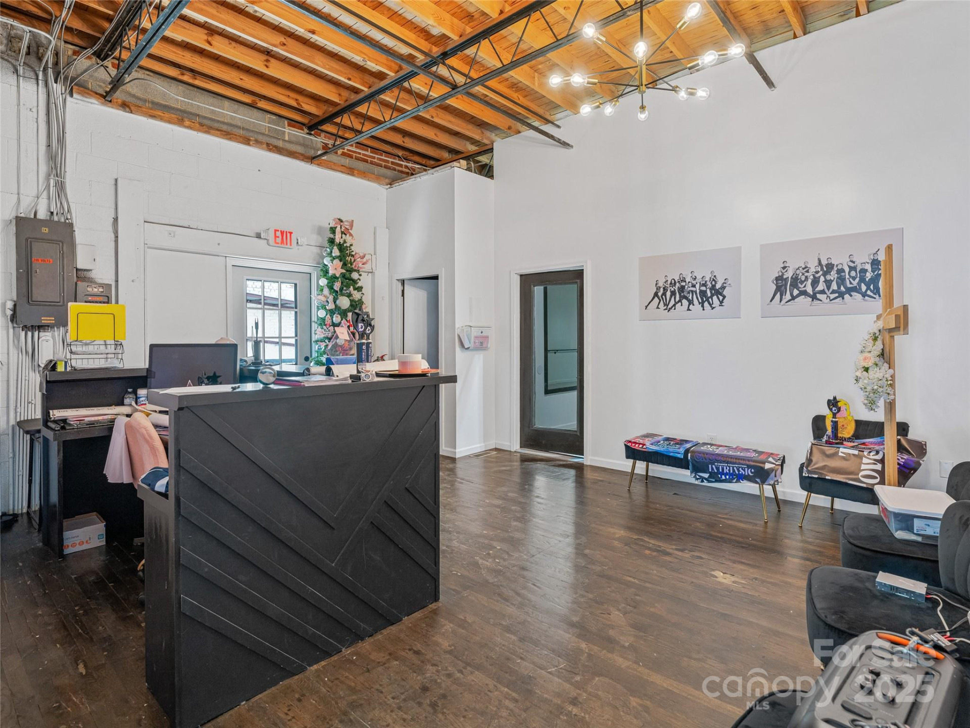 105 Henderson Street - Photo 15