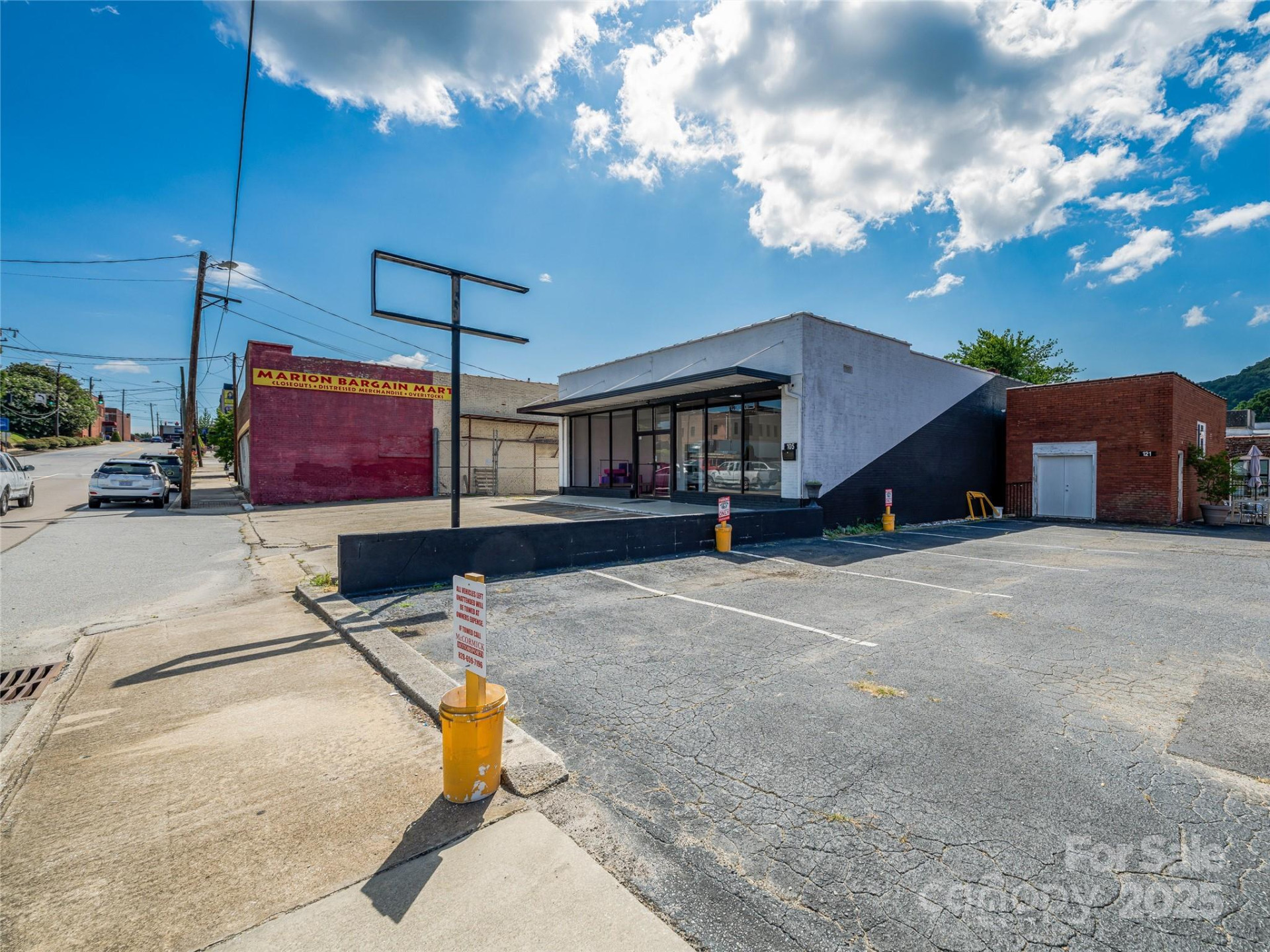 105 Henderson Street - Photo 4