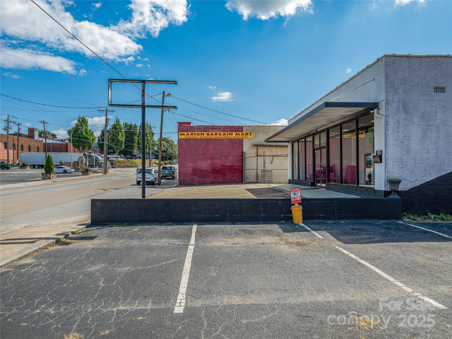 105 Henderson Street - Photo 5