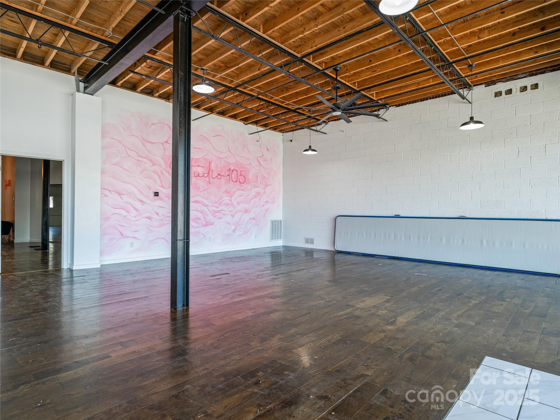 105 Henderson Street - Photo 8